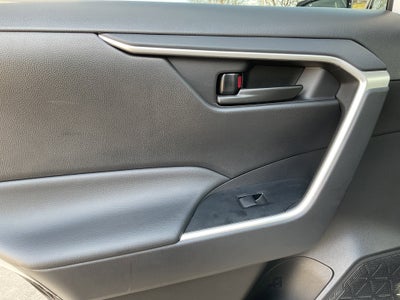 2025 Toyota RAV4 HYBRID Hybrid LE