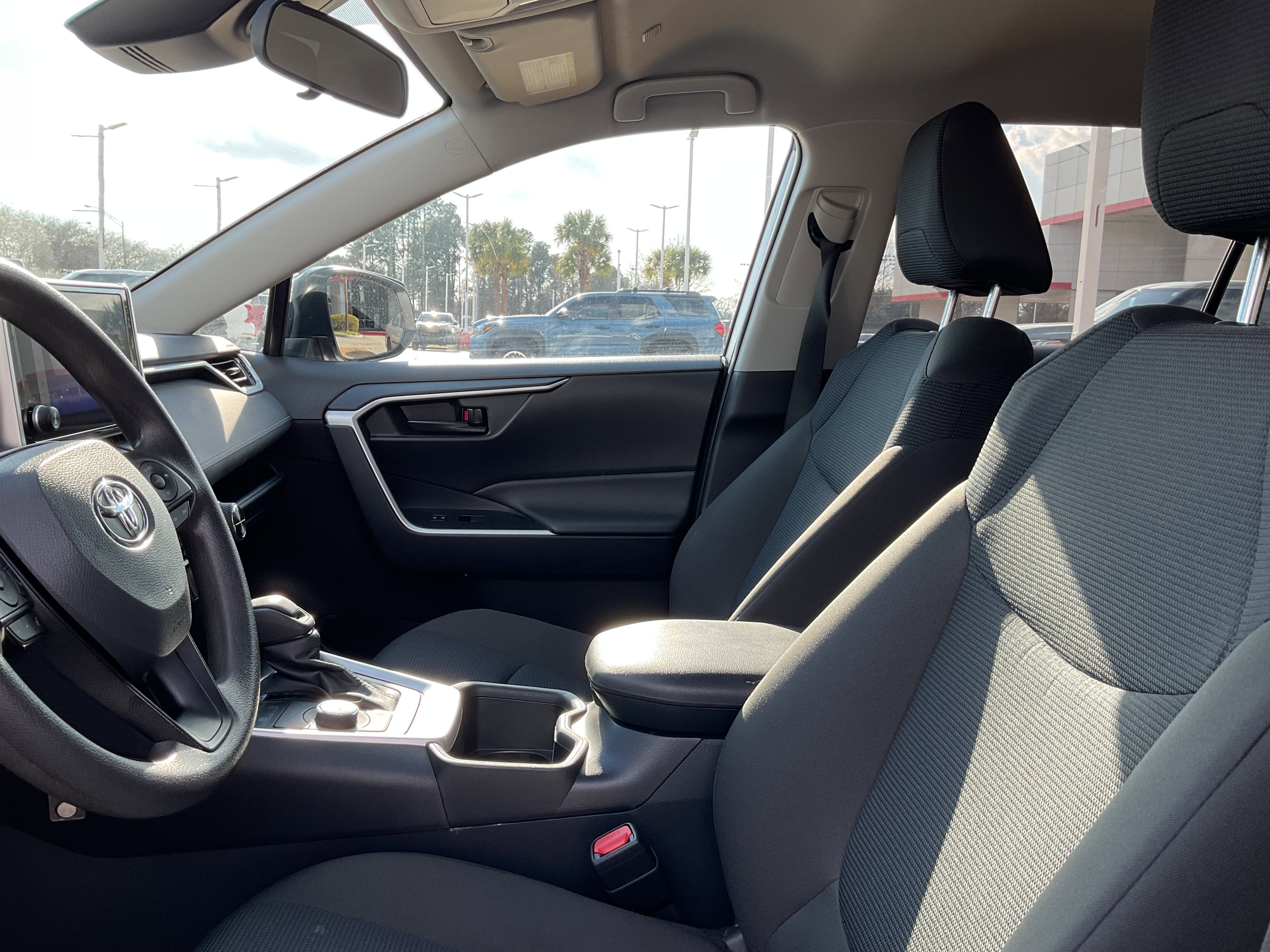 2025 Toyota RAV4 HYBRID Hybrid LE