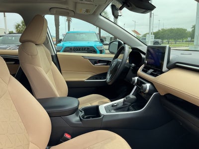 2024 Toyota RAV4 HYBRID Hybrid XLE
