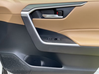 2024 Toyota RAV4 HYBRID Hybrid XLE