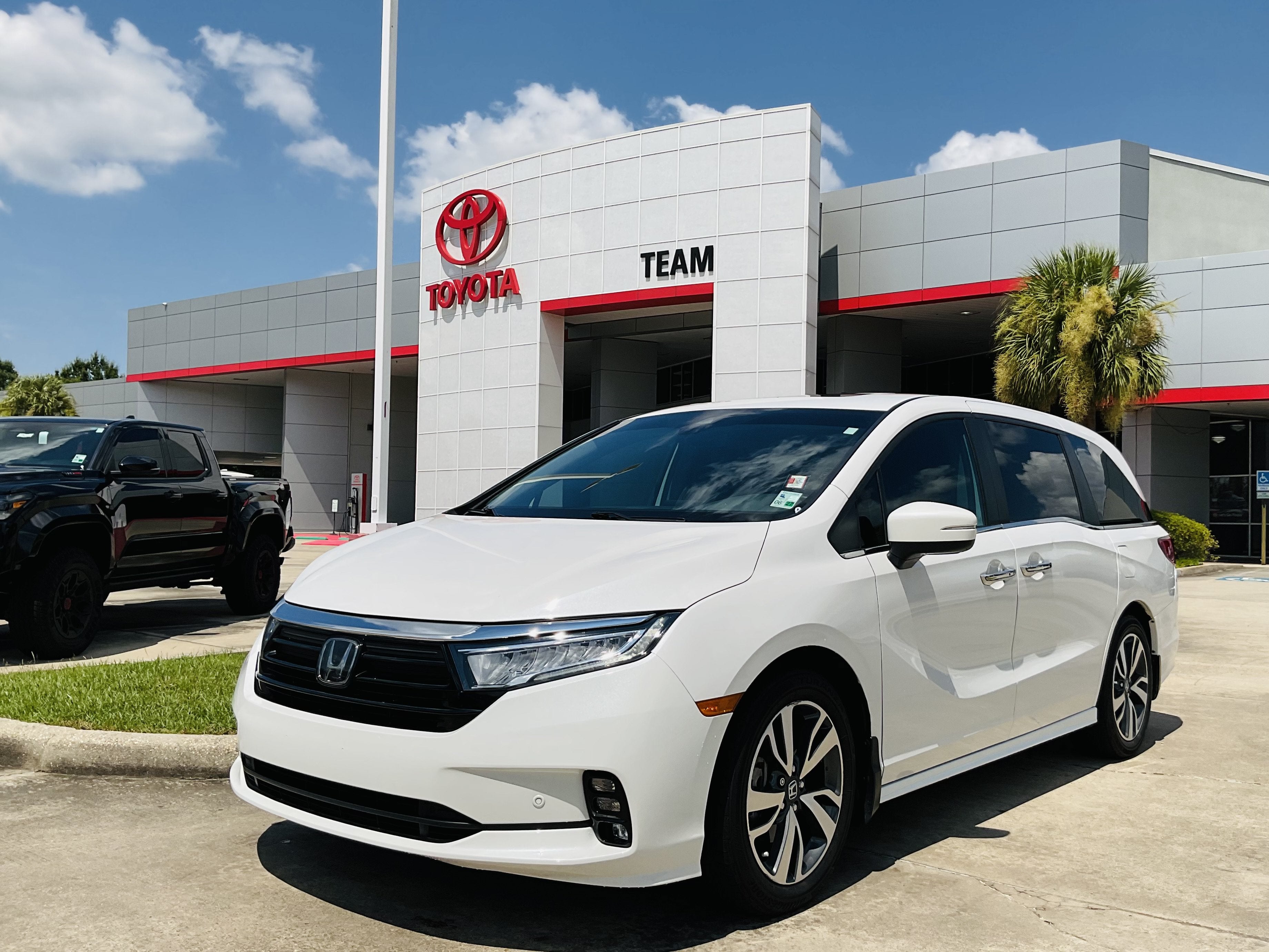 2023 Honda Odyssey Touring