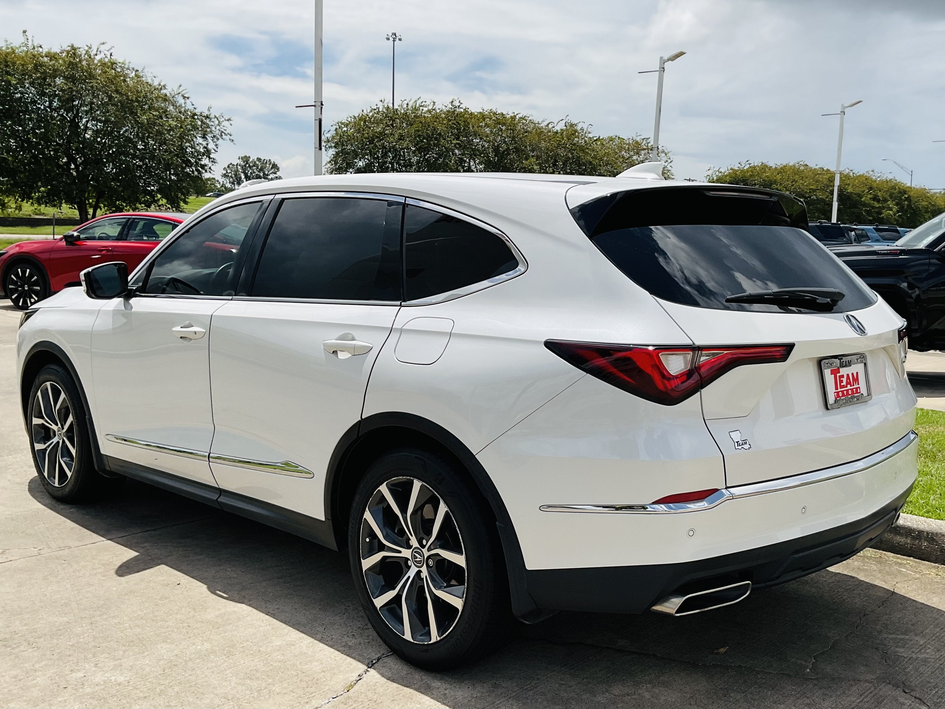2022 Acura MDX w/Technology Package