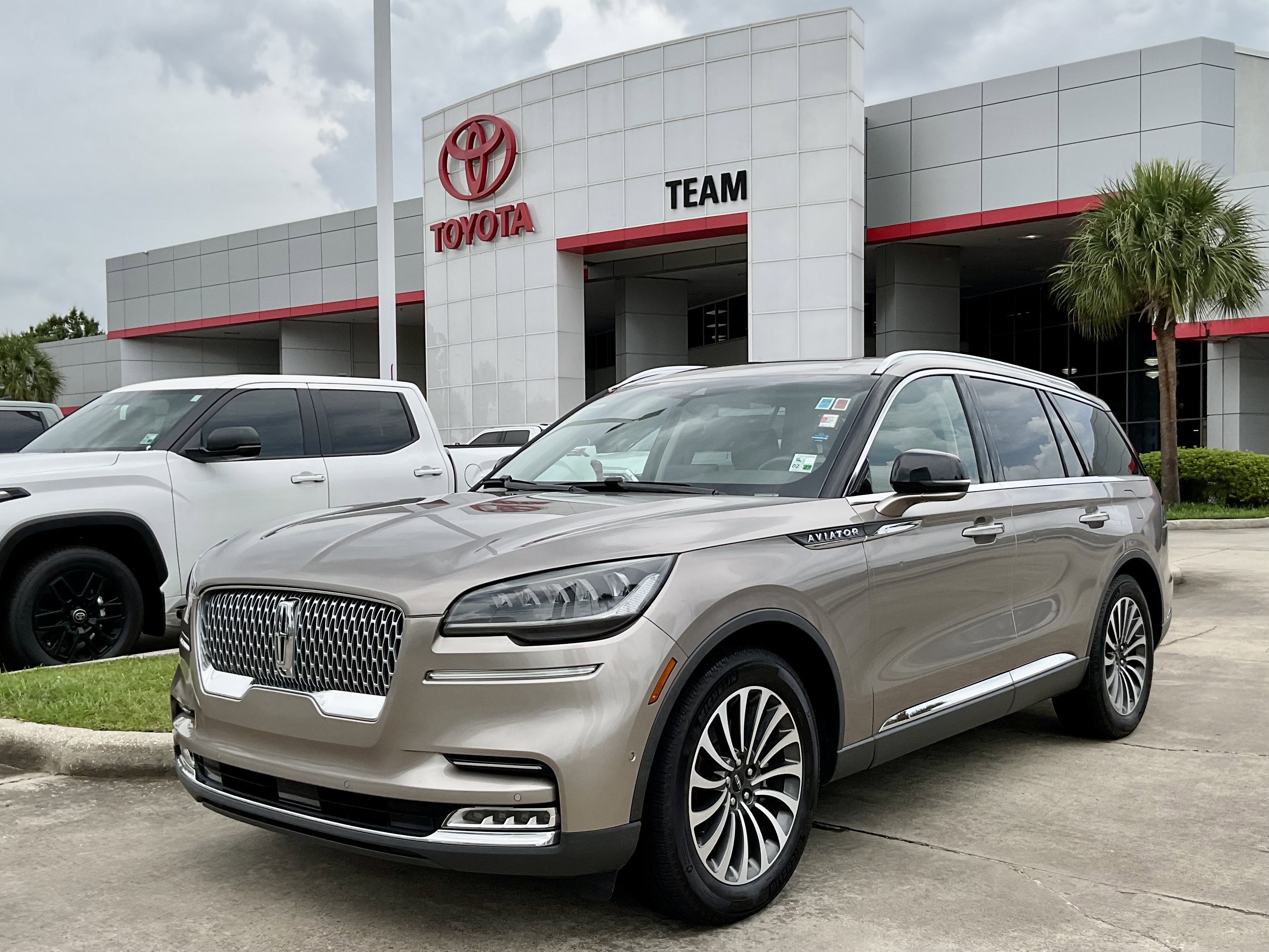 2020 Lincoln Aviator Reserve RWD's photo