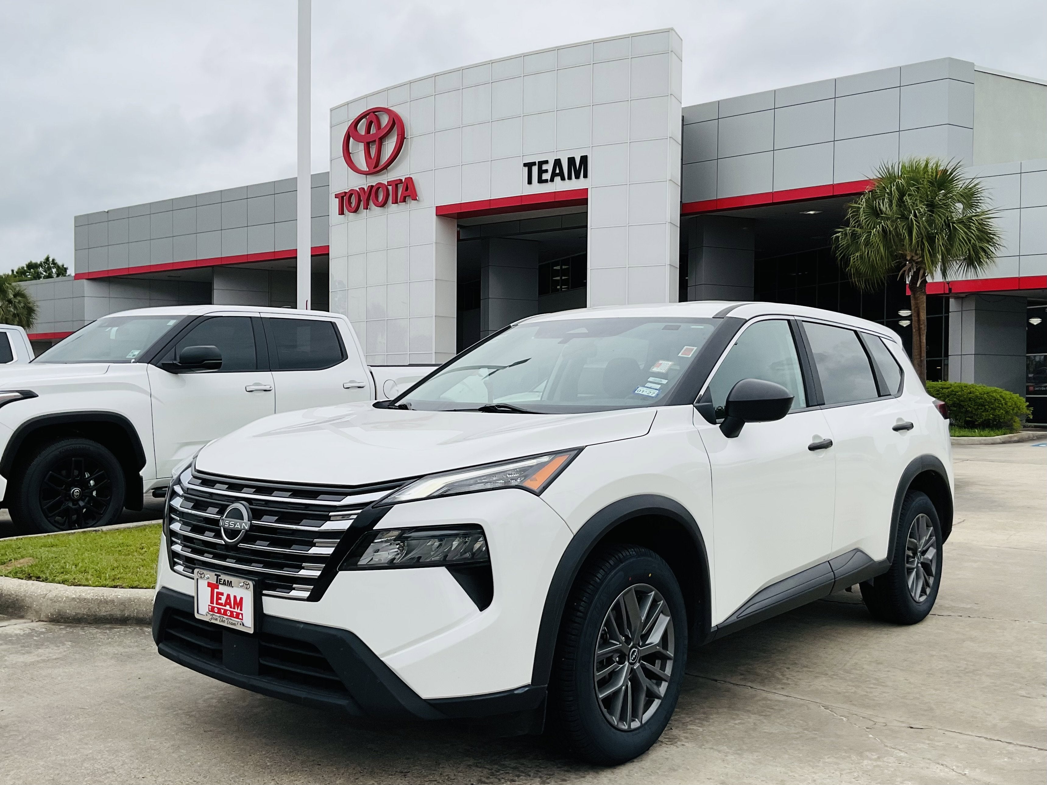 2024 Nissan Rogue S
