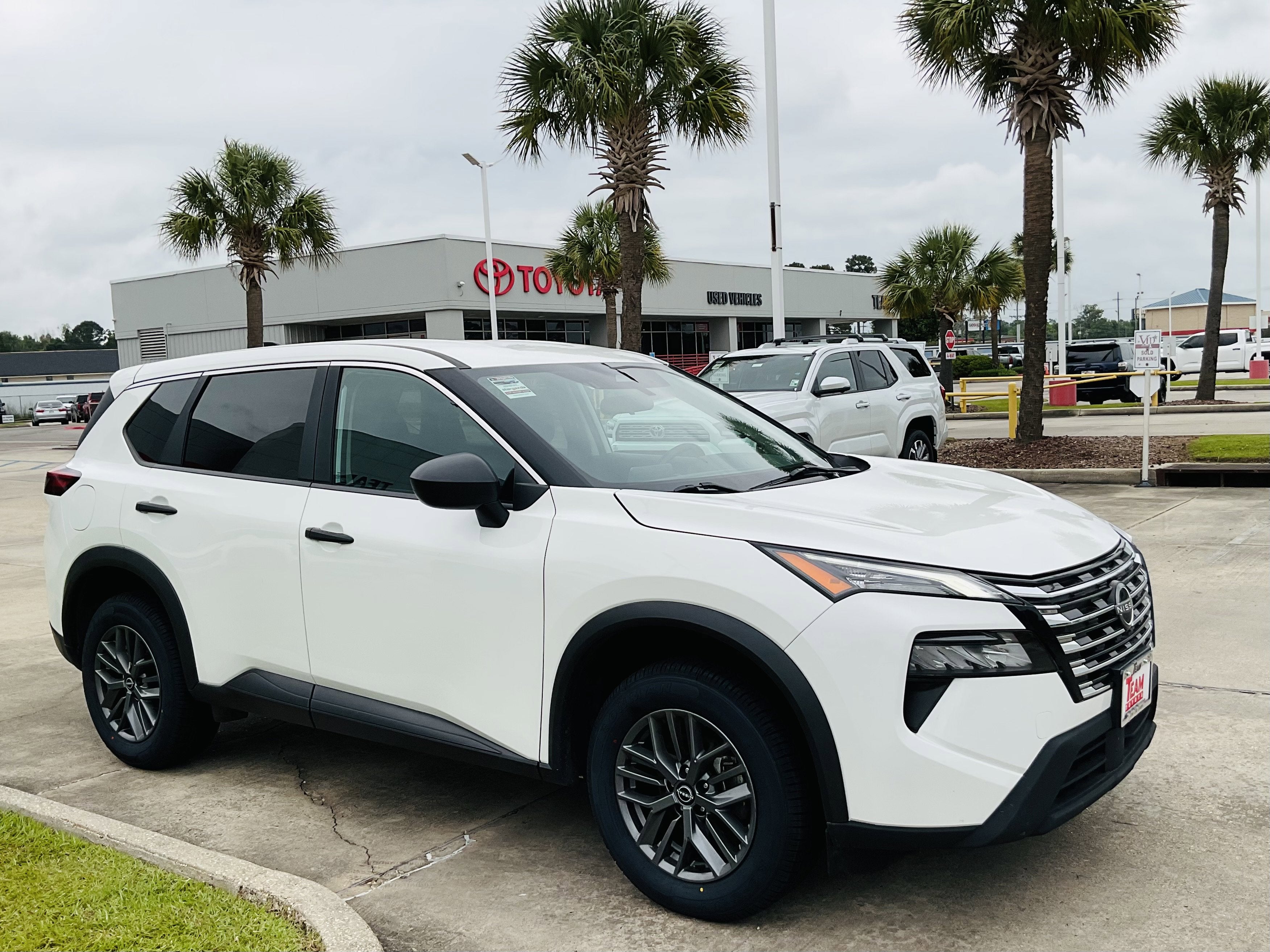 2024 Nissan Rogue S