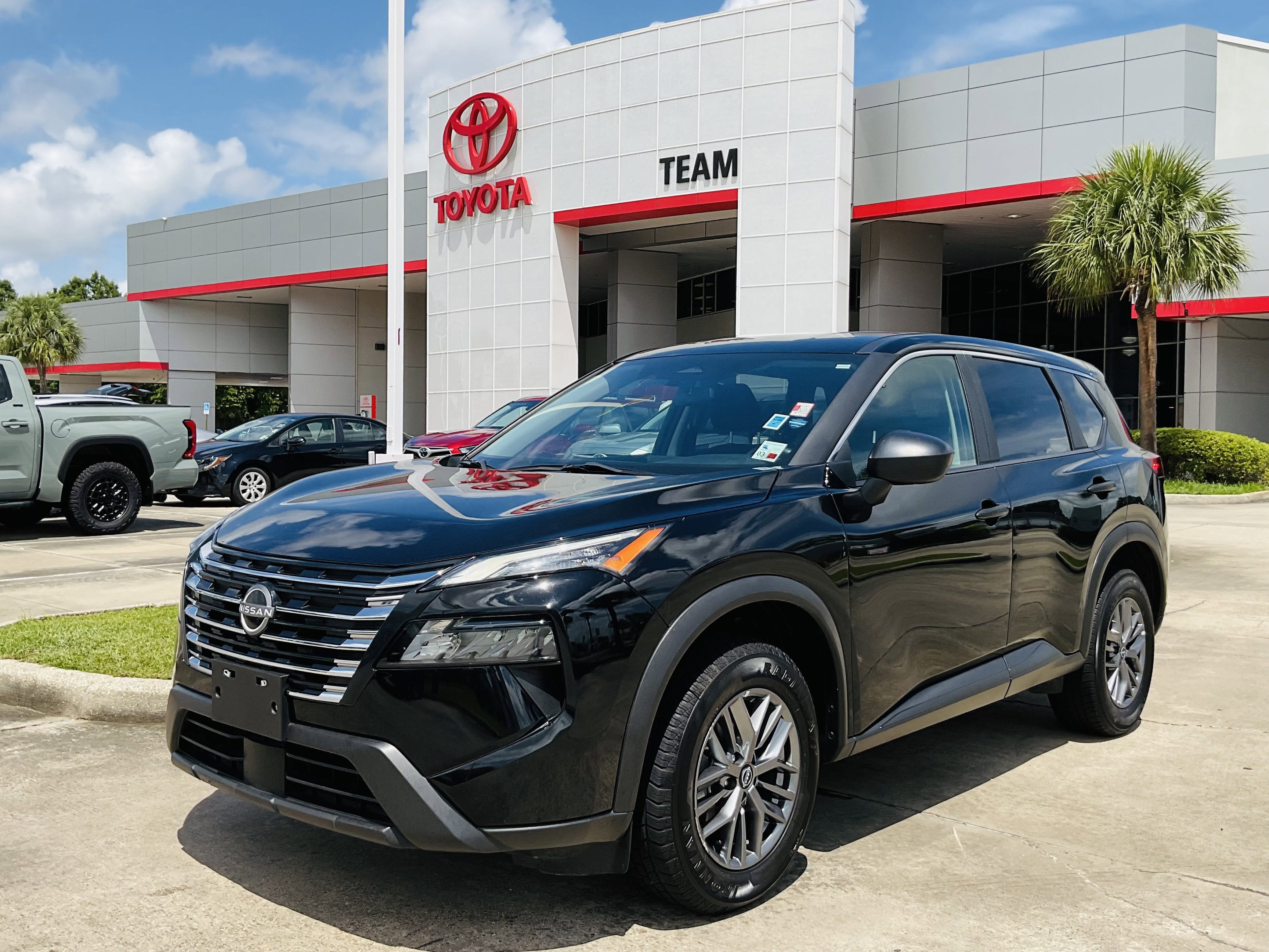 2024 Nissan Rogue S