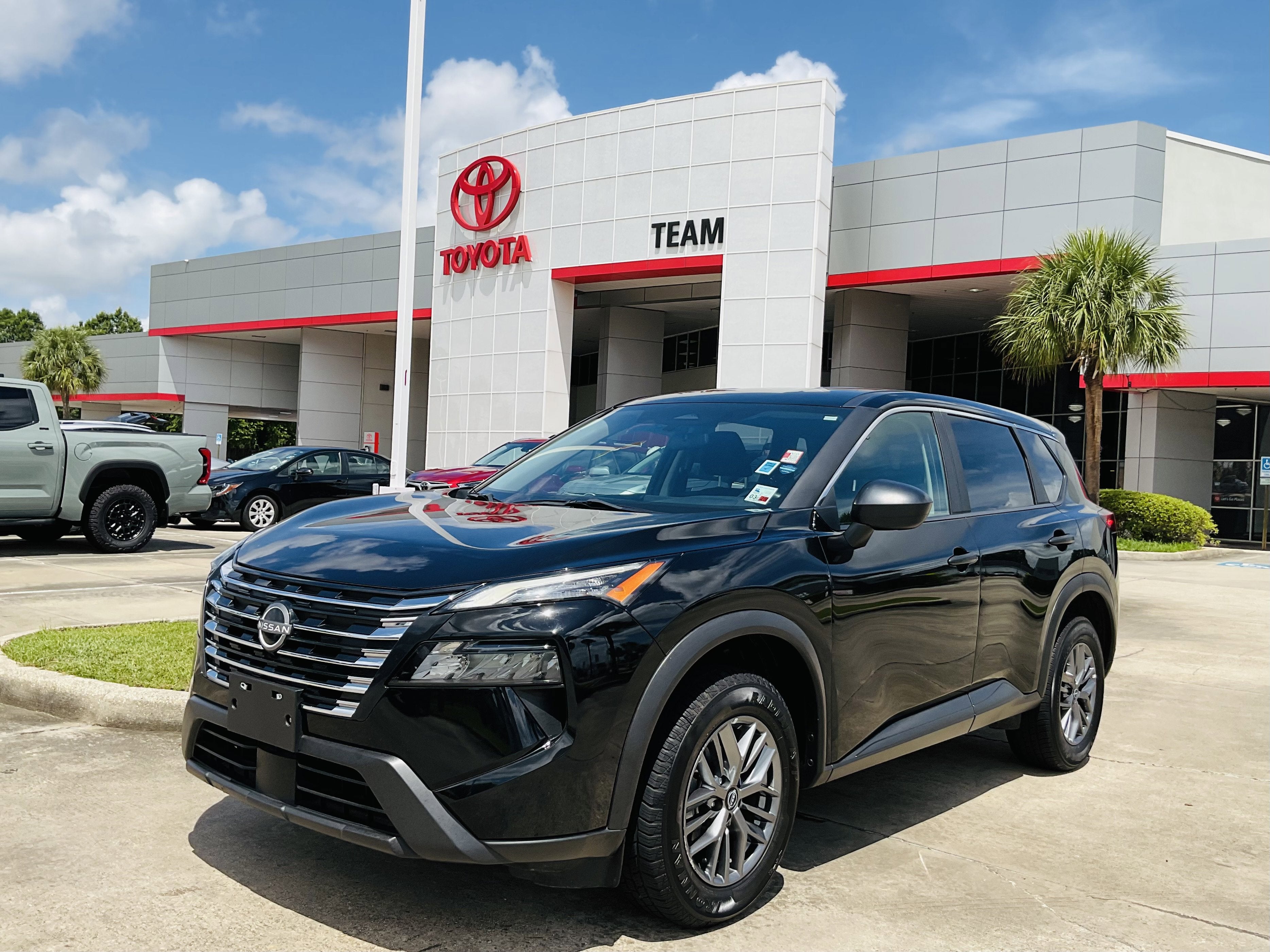 2024 Nissan Rogue S