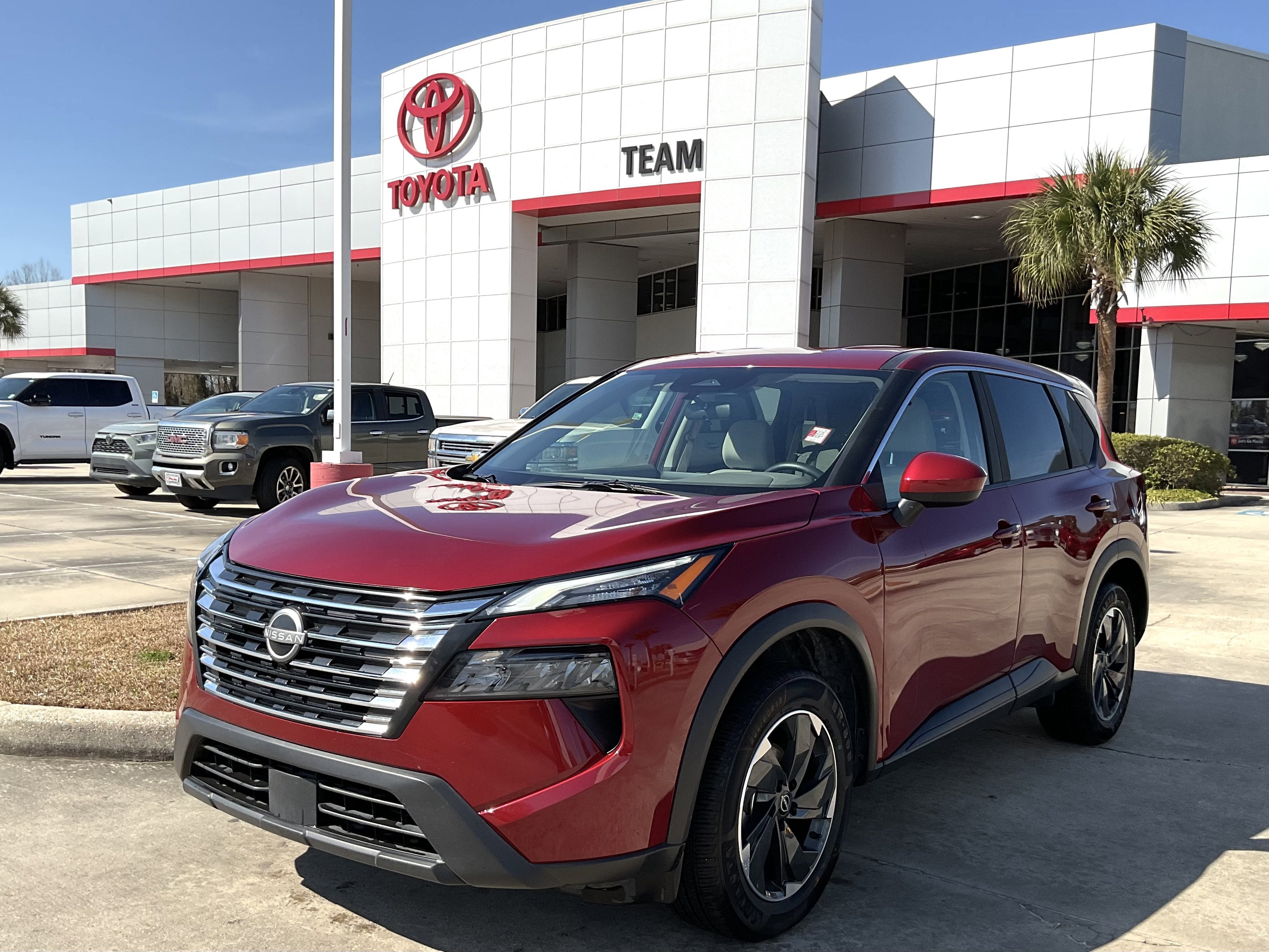 2025 Nissan Rogue SV