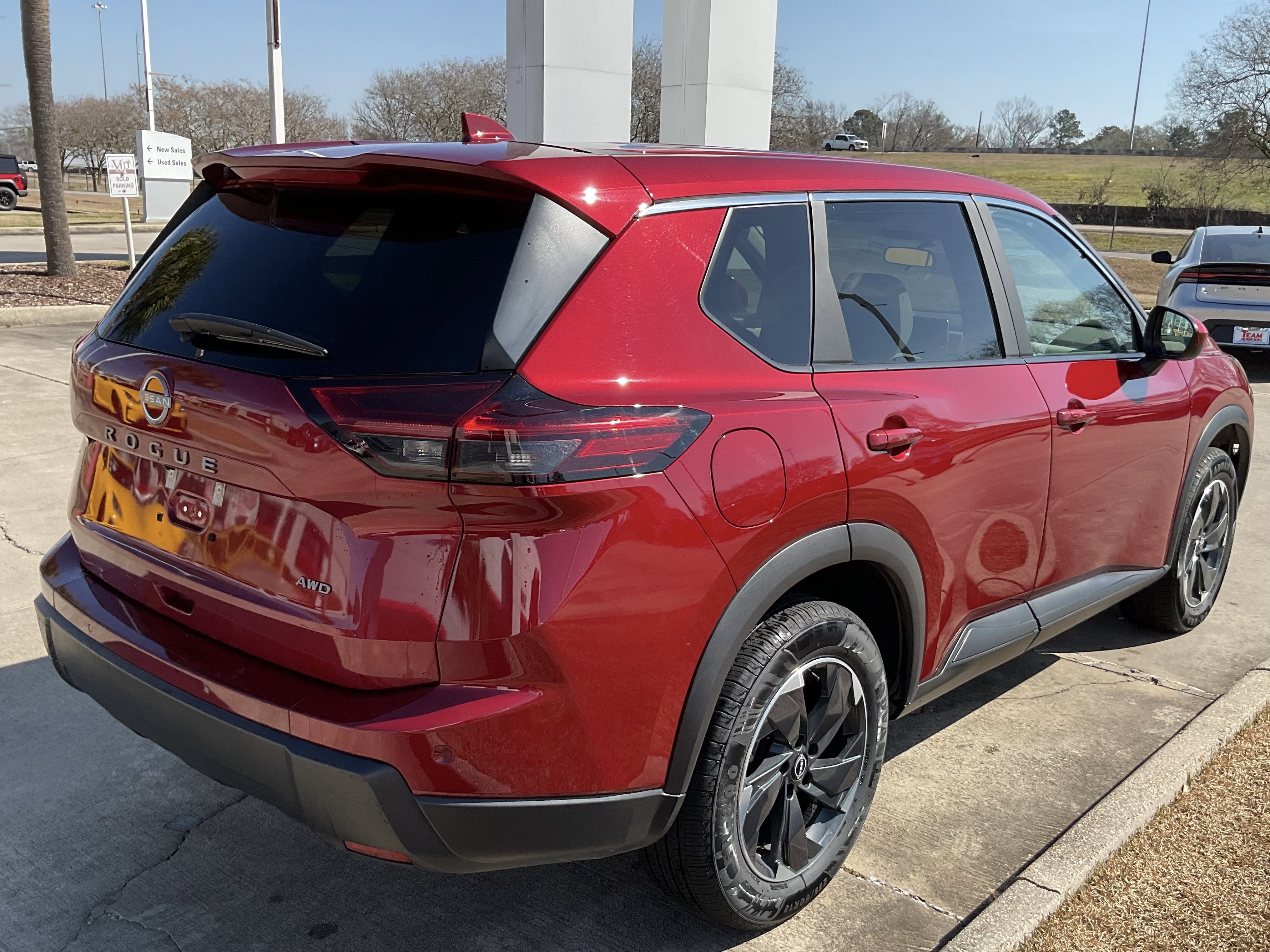 2025 Nissan Rogue SV
