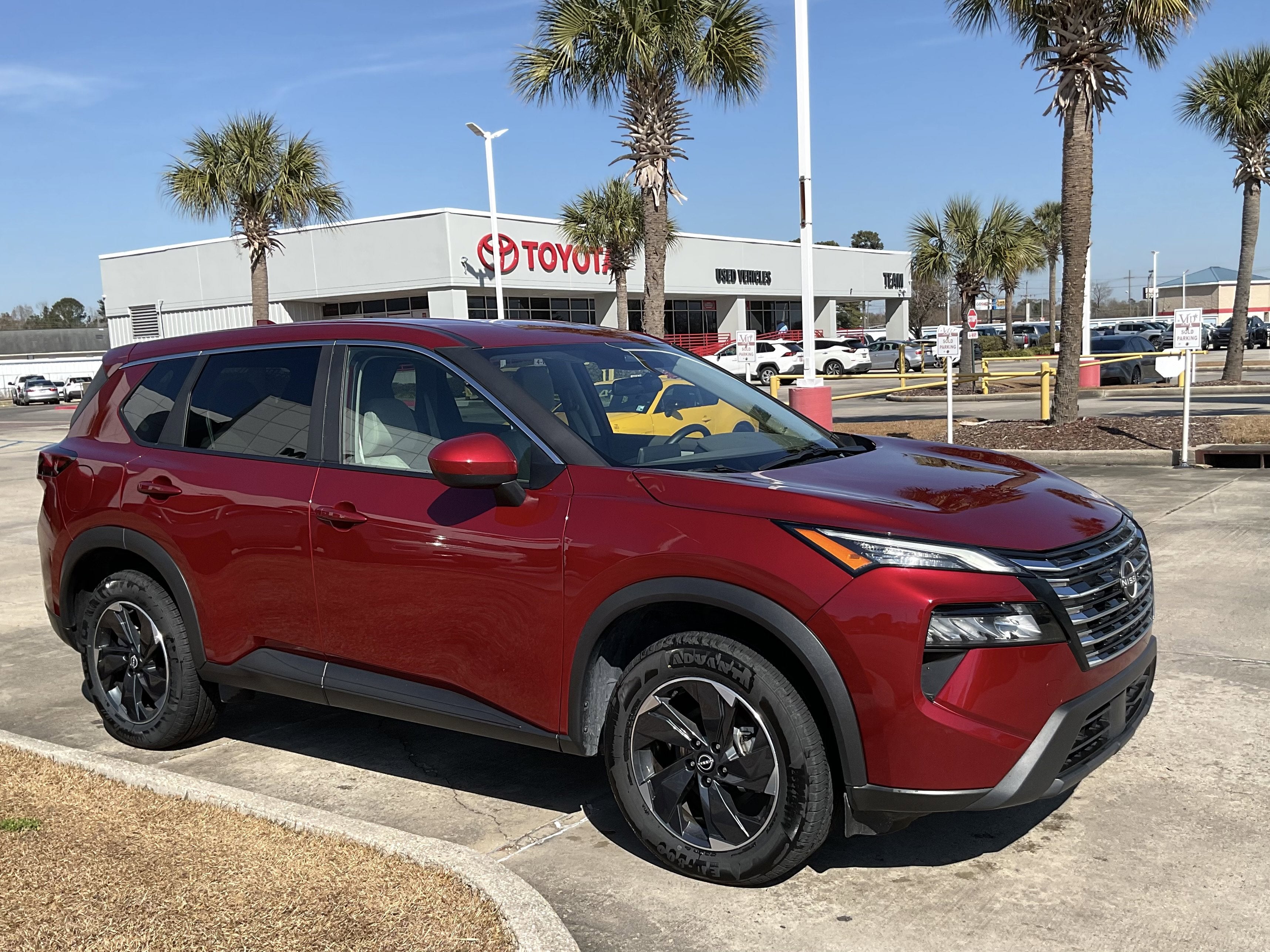 2025 Nissan Rogue SV