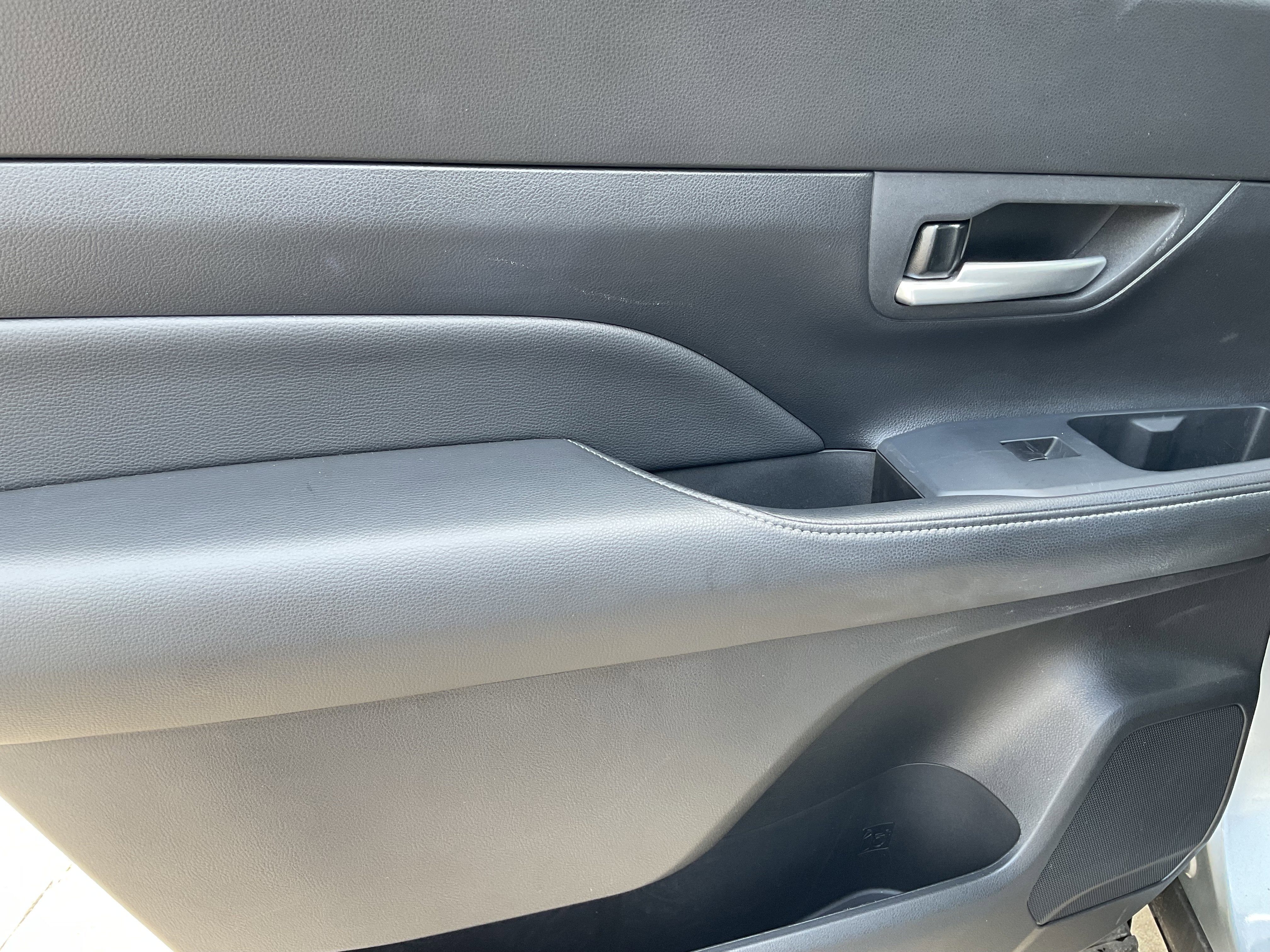 2025 Toyota GRAND HIGHLANDER LE