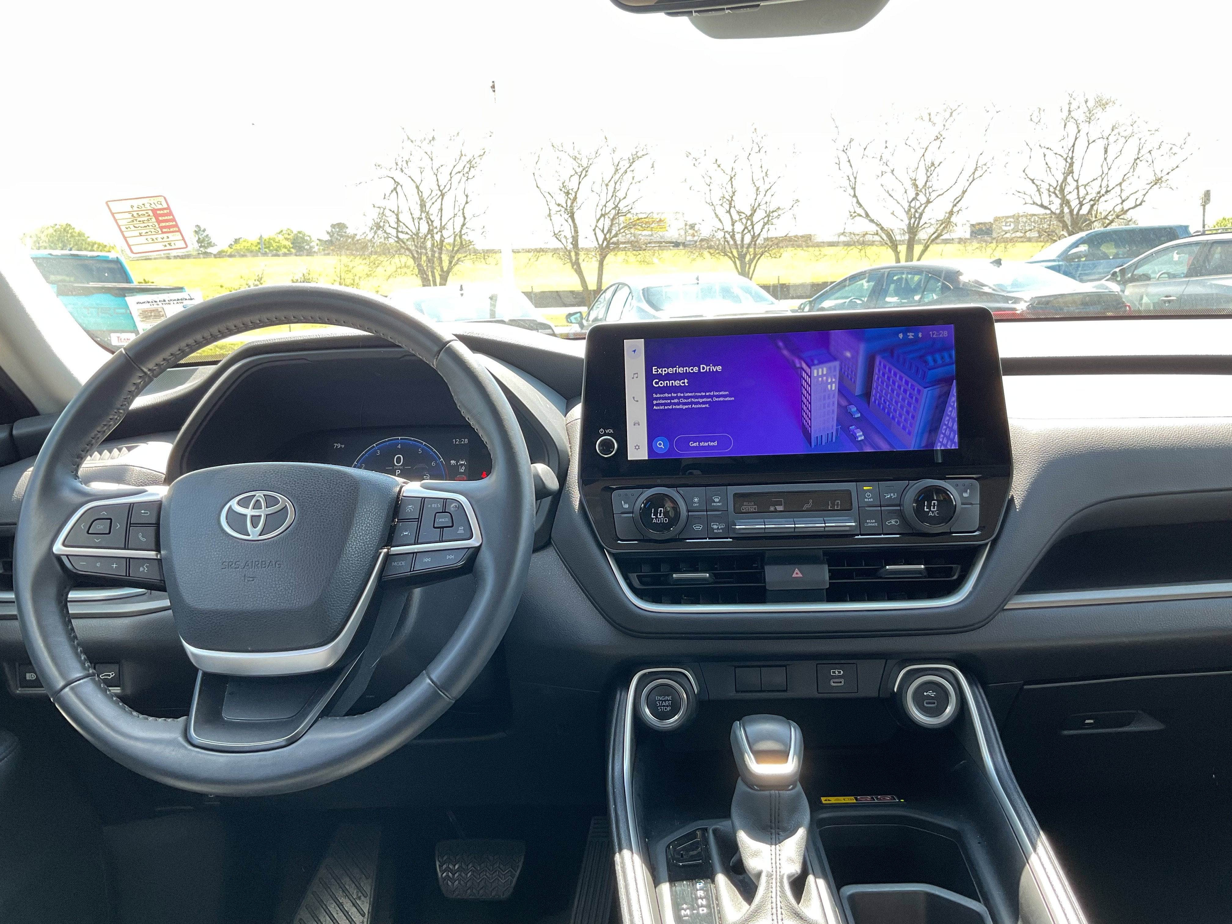 2025 Toyota GRAND HIGHLANDER LE