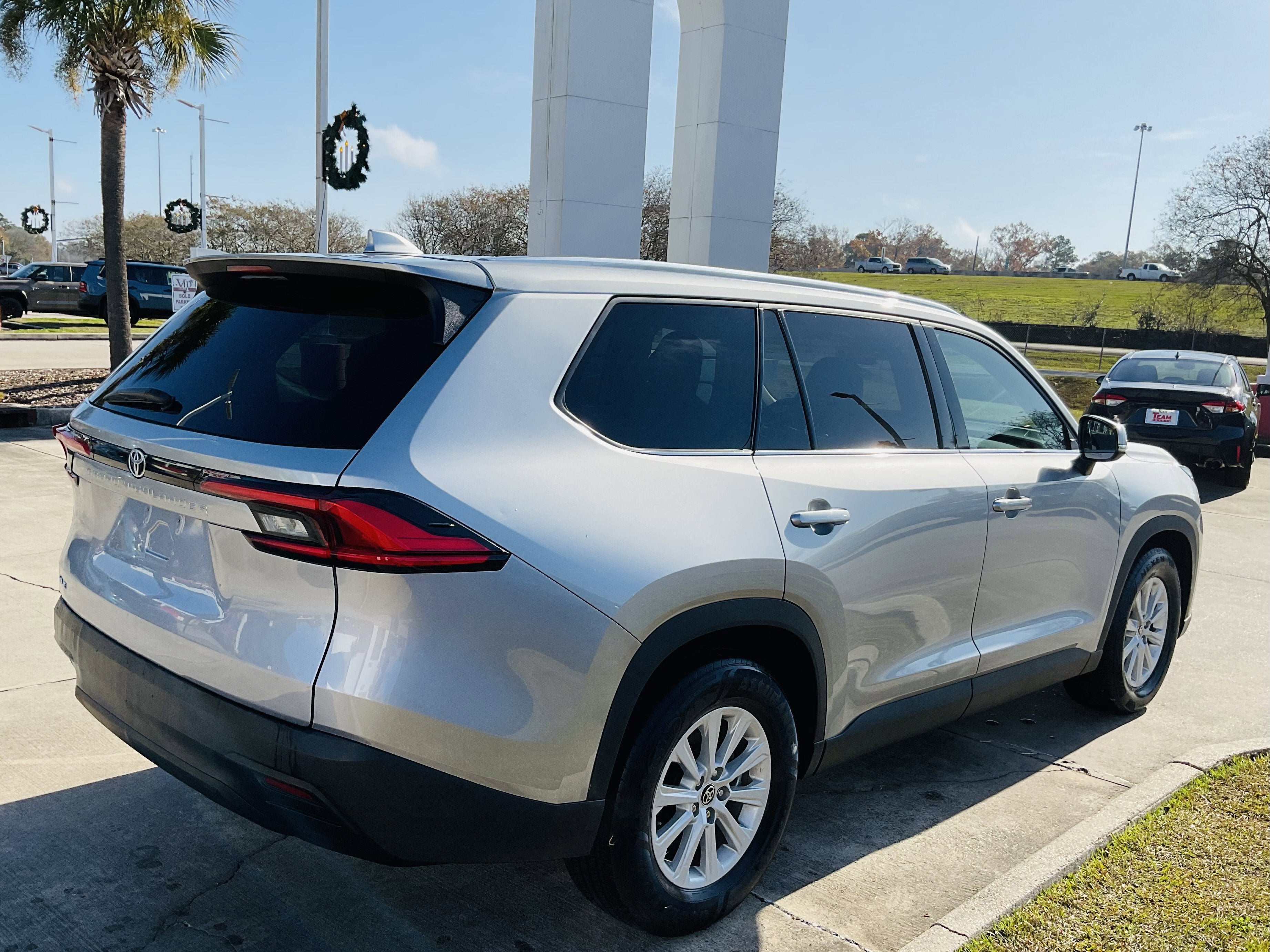 2024 Toyota GRAND HIGHLANDER XLE