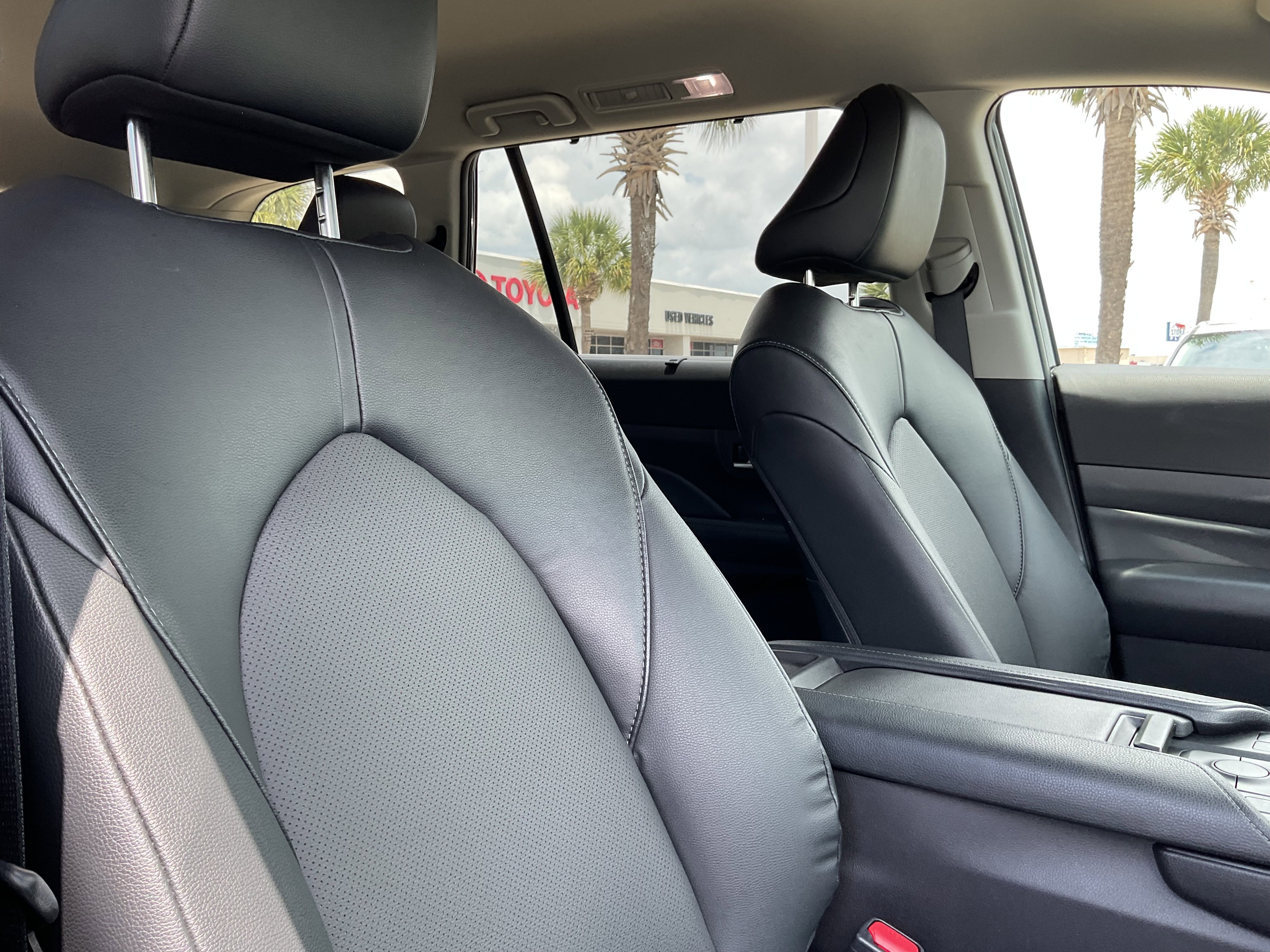2025 Toyota GRAND HIGHLANDER LE