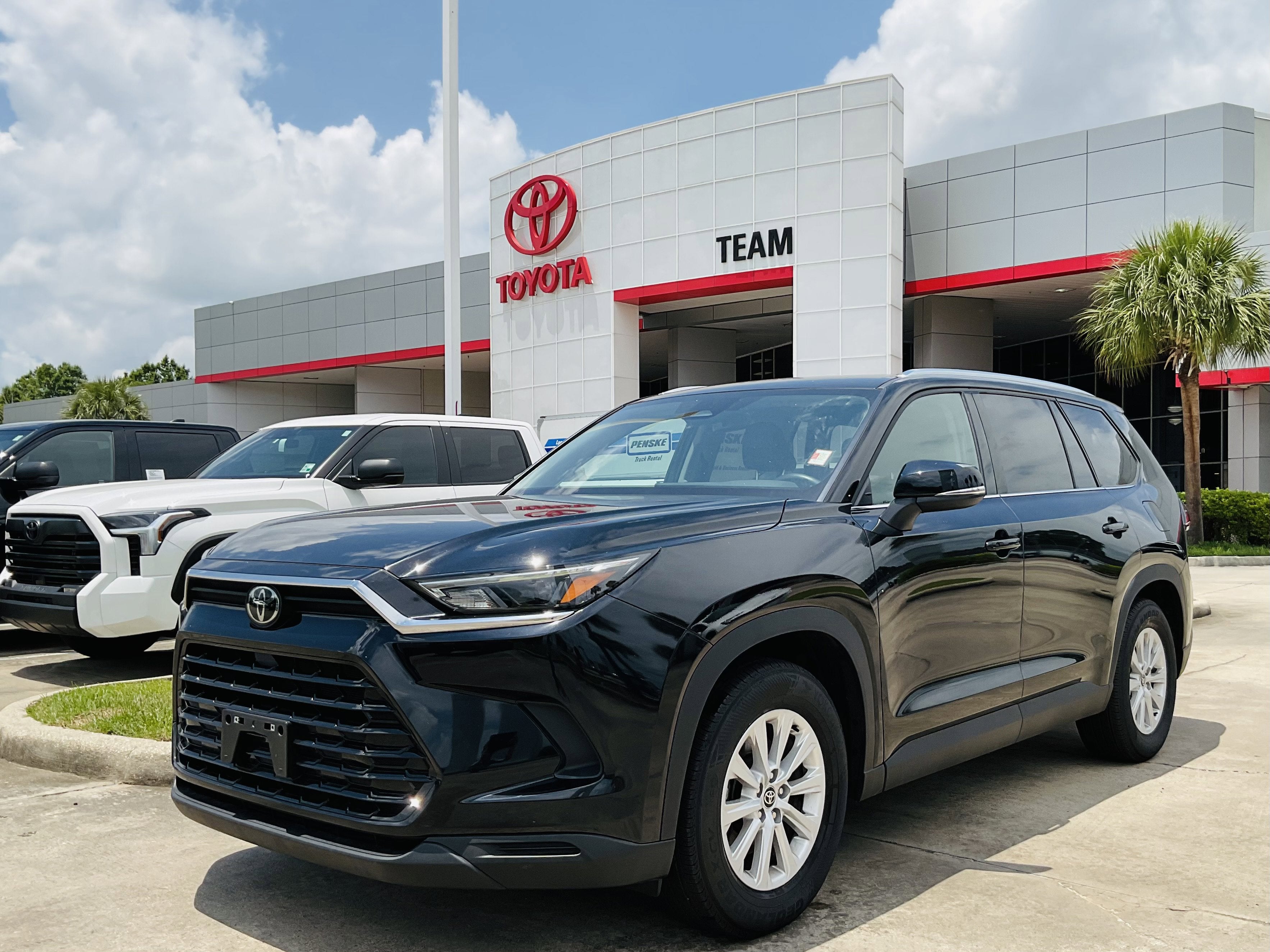 2025 Toyota GRAND HIGHLANDER LE