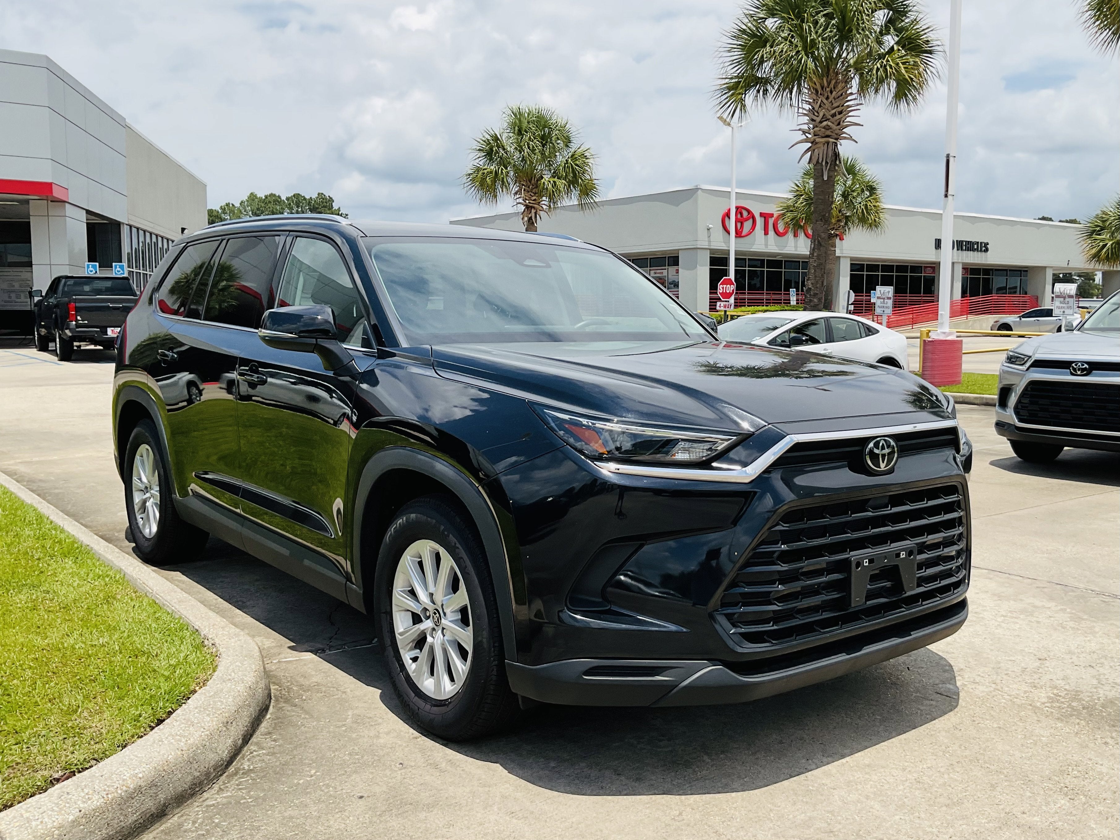 2025 Toyota GRAND HIGHLANDER LE
