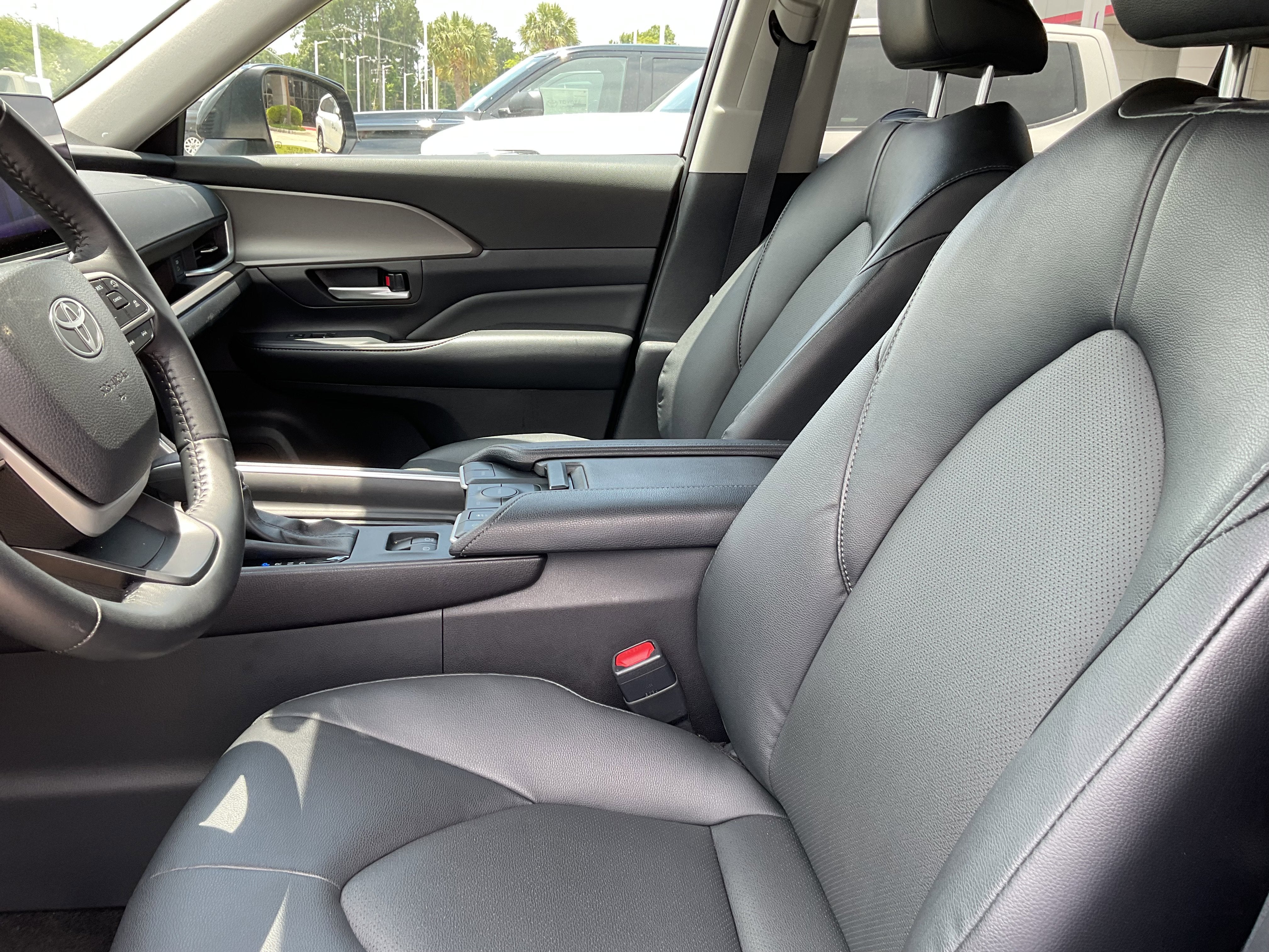 2025 Toyota GRAND HIGHLANDER LE