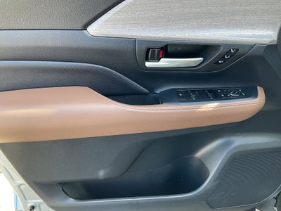 2024 Toyota GRAND HIGHLANDER Platinum