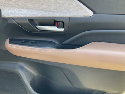 2024 Toyota GRAND HIGHLANDER Platinum