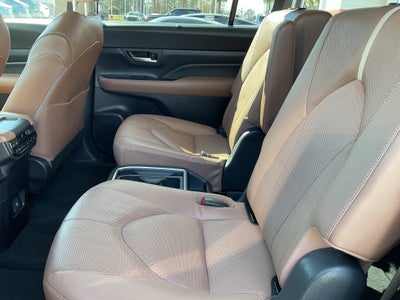 2024 Toyota GRAND HIGHLANDER Platinum