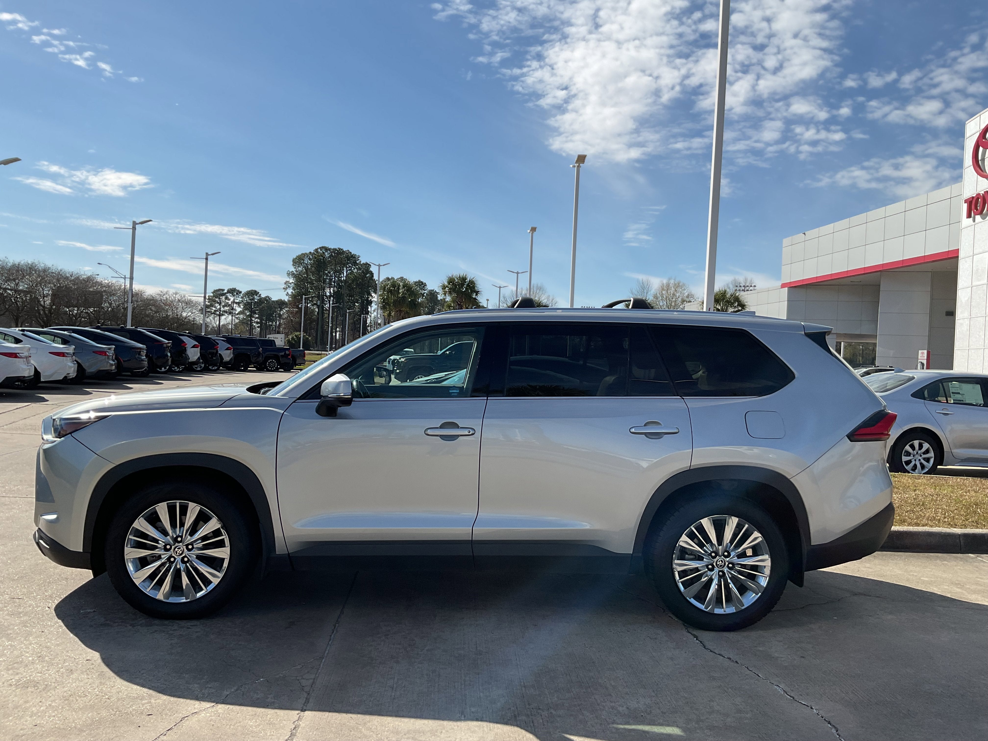 2024 Toyota GRAND HIGHLANDER Platinum