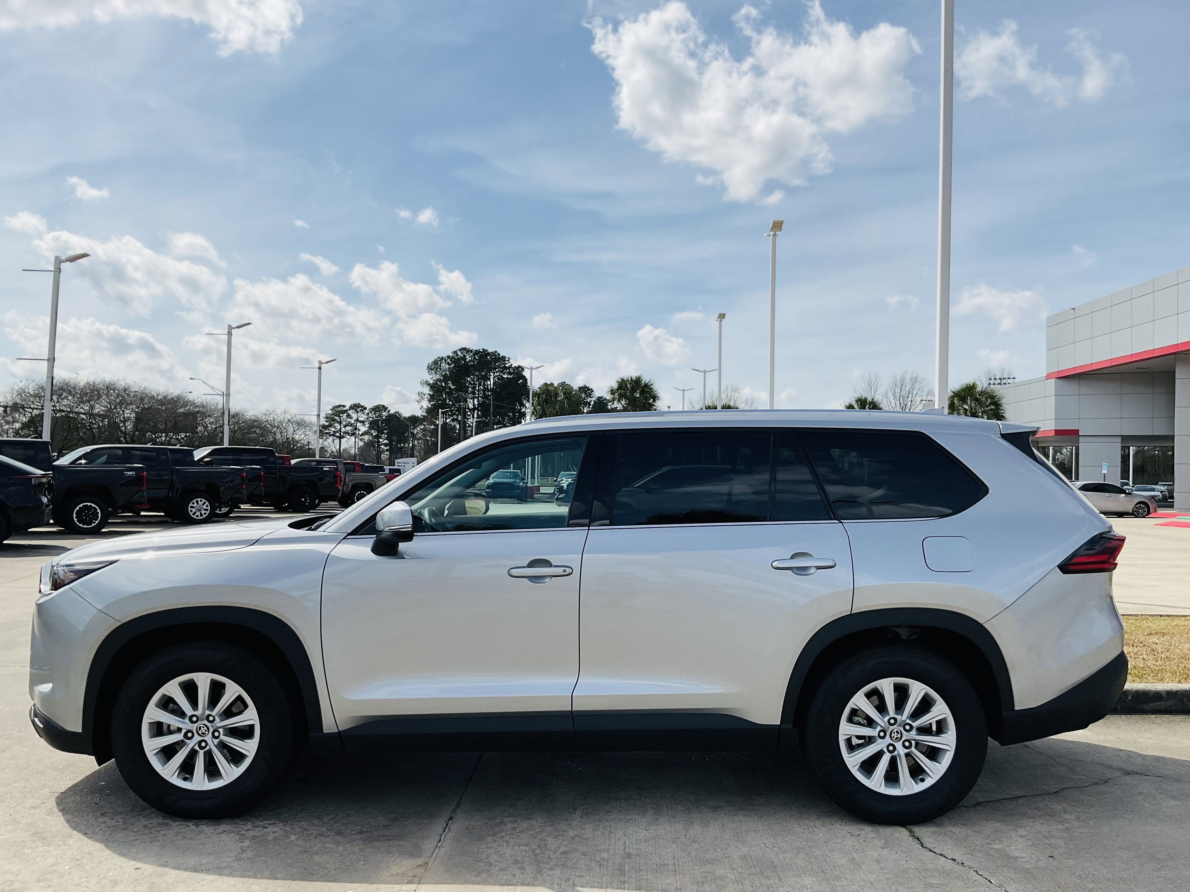 2025 Toyota GRAND HIGHLANDER XLE