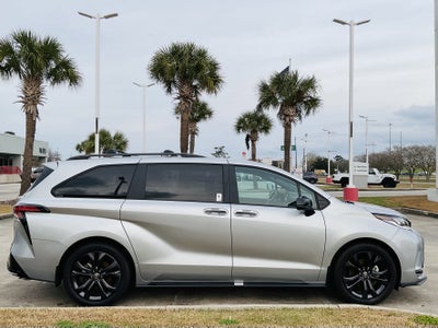 2025 Toyota SIENNA XSE XSE