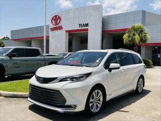 2021 Toyota Sienna Platinum