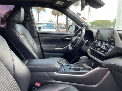 2021 Toyota Highlander XSE