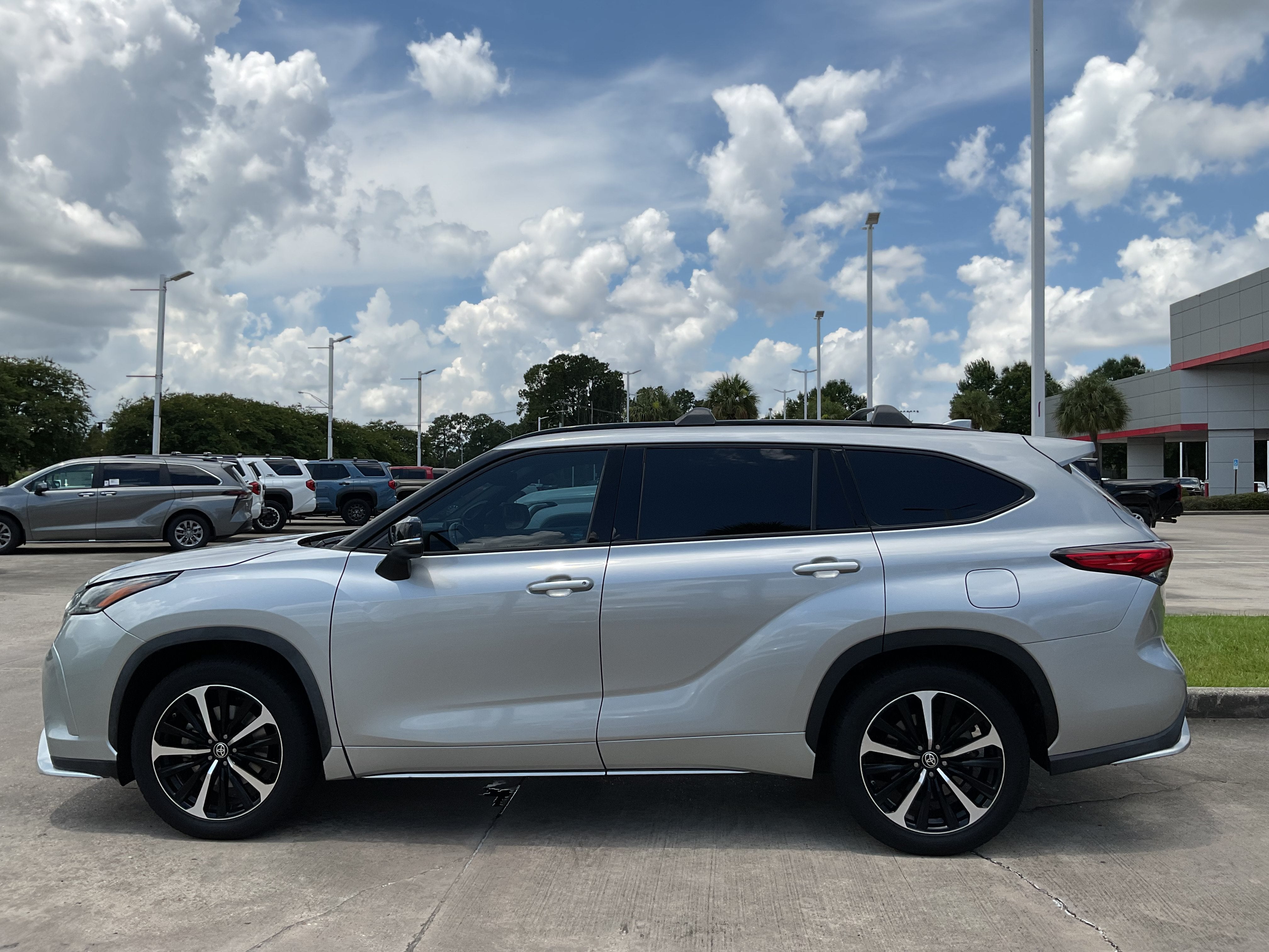 2021 Toyota Highlander XSE