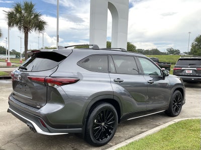 2024 Toyota Highlander XSE