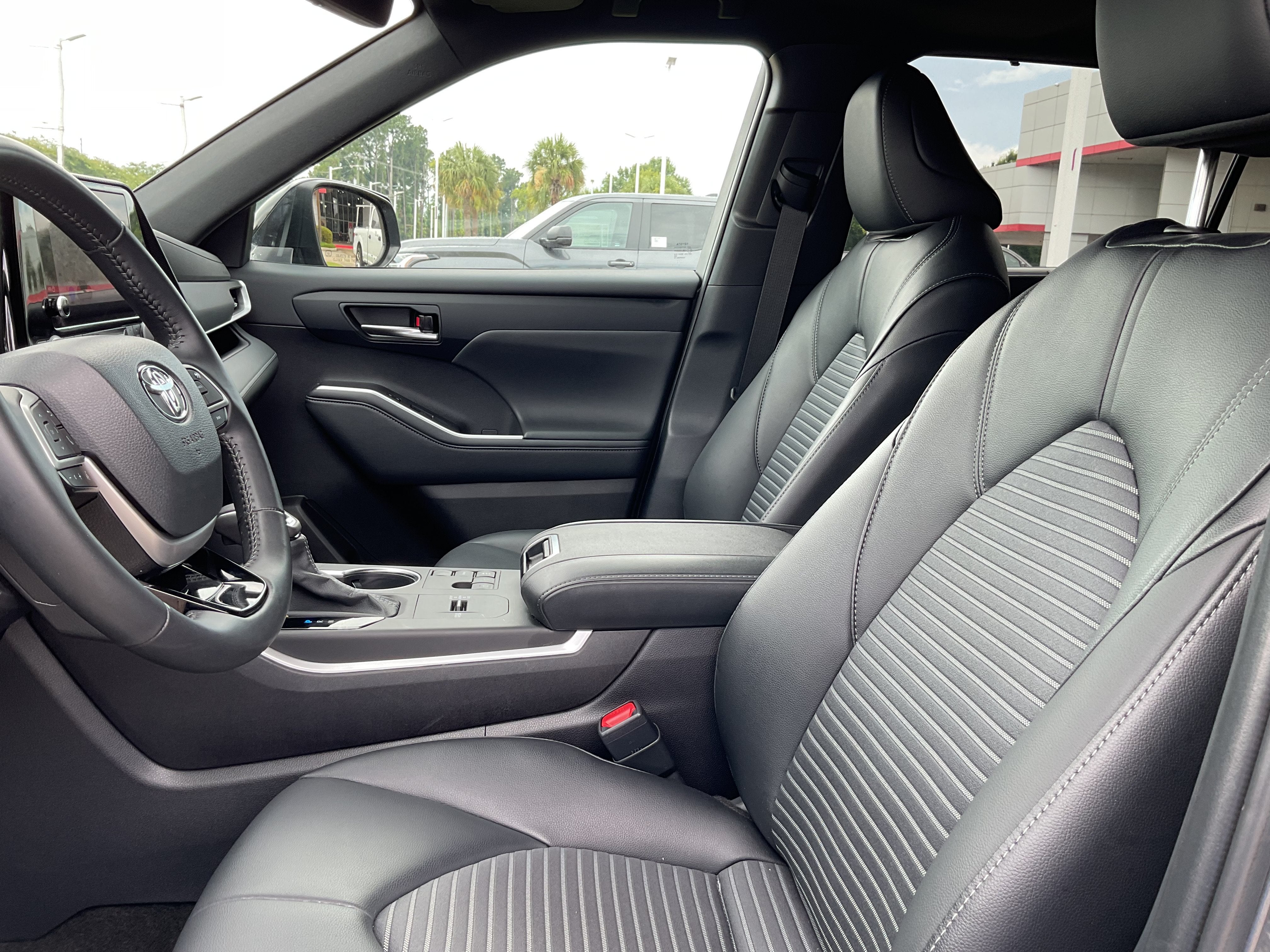 2024 Toyota Highlander XSE