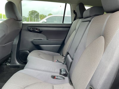 2025 Toyota HIGHLANDER LE