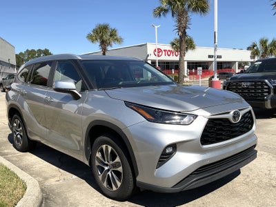 2024 Toyota HIGHLANDER XLE