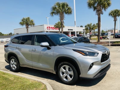 2025 Toyota HIGHLANDER LE