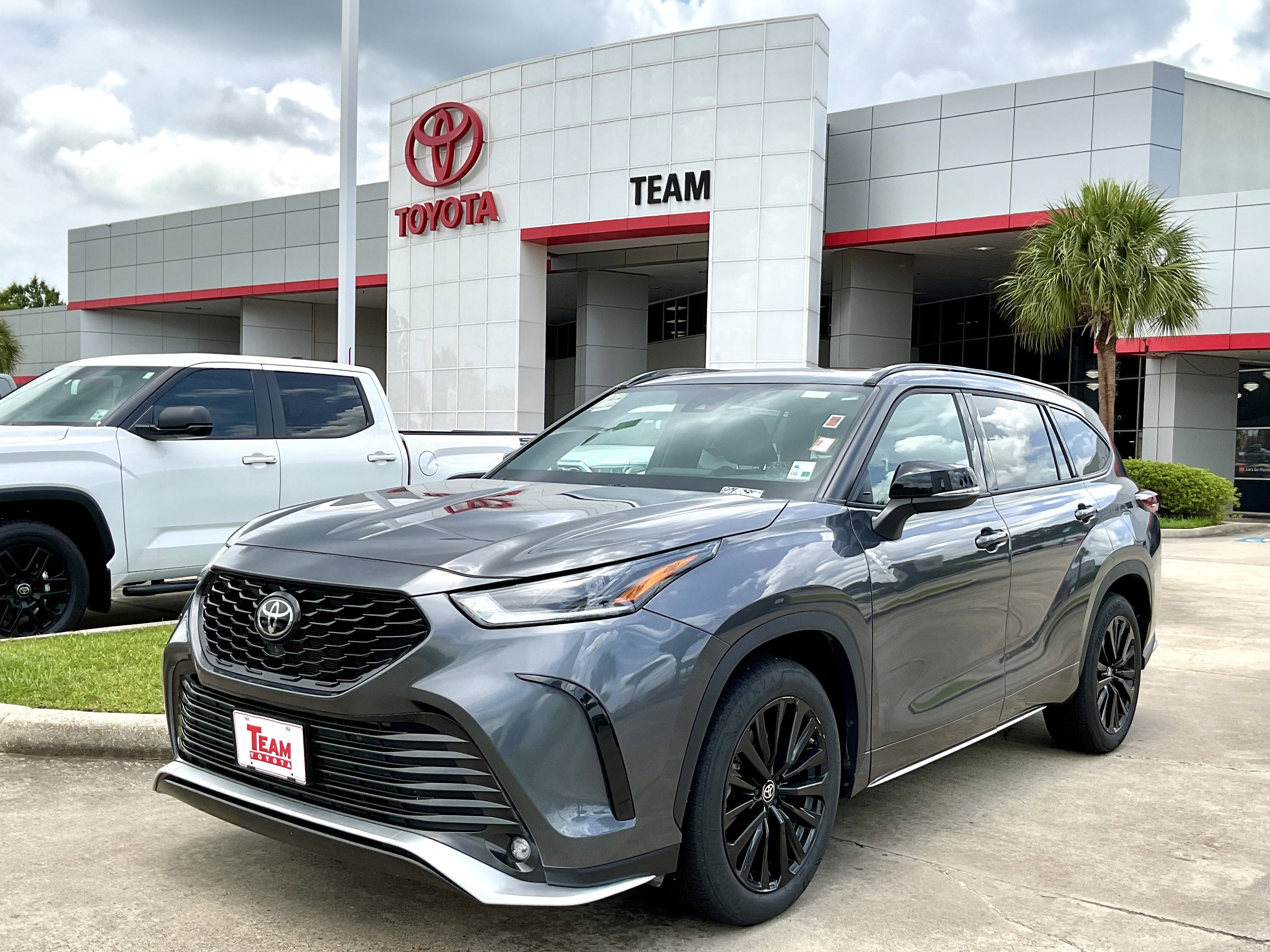 2025 Toyota Highlander XSE