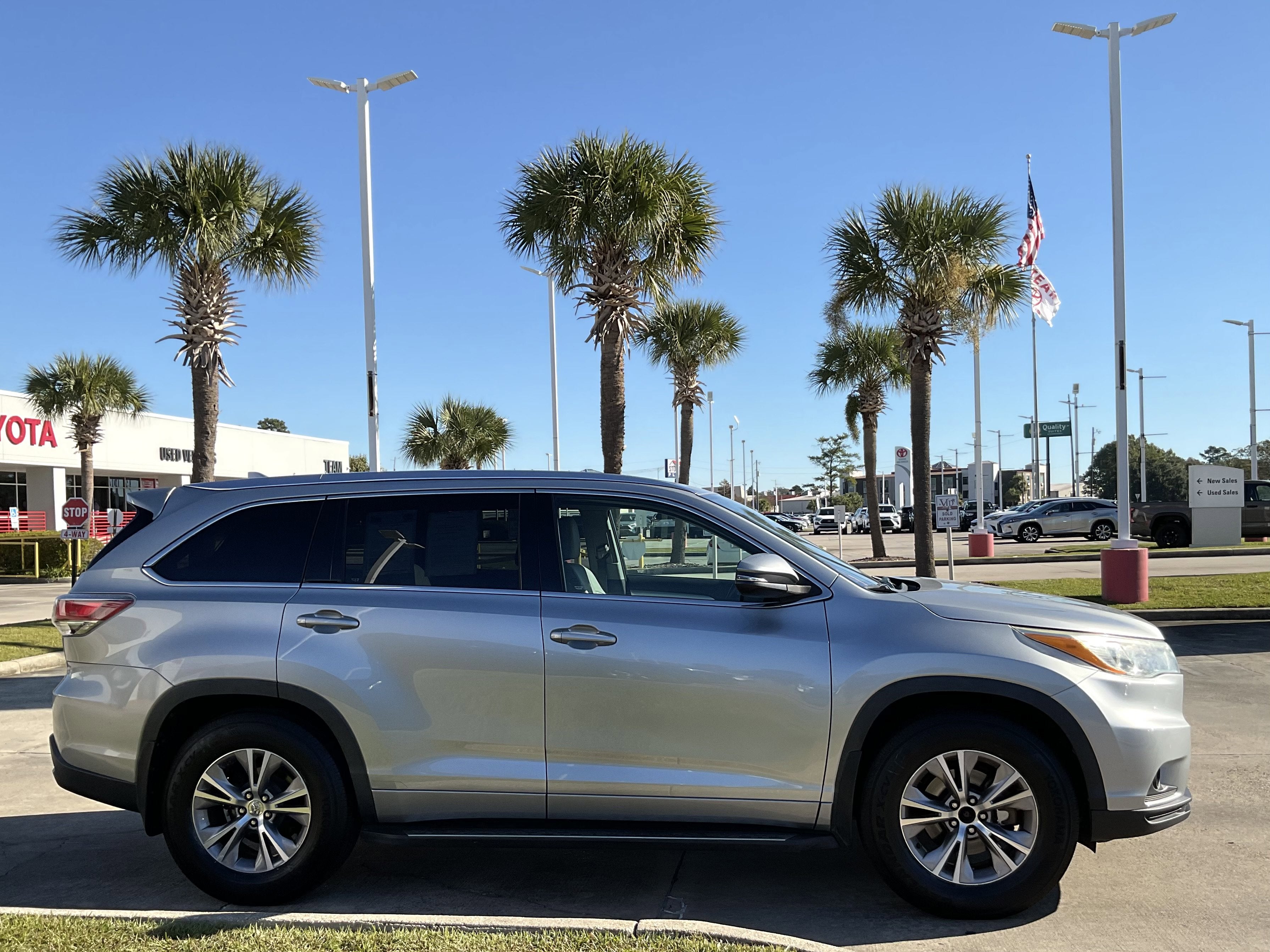 2015 Toyota HIGHLANDER XLE