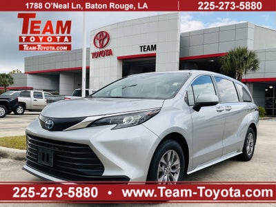2024 Toyota SIENNA LE LE