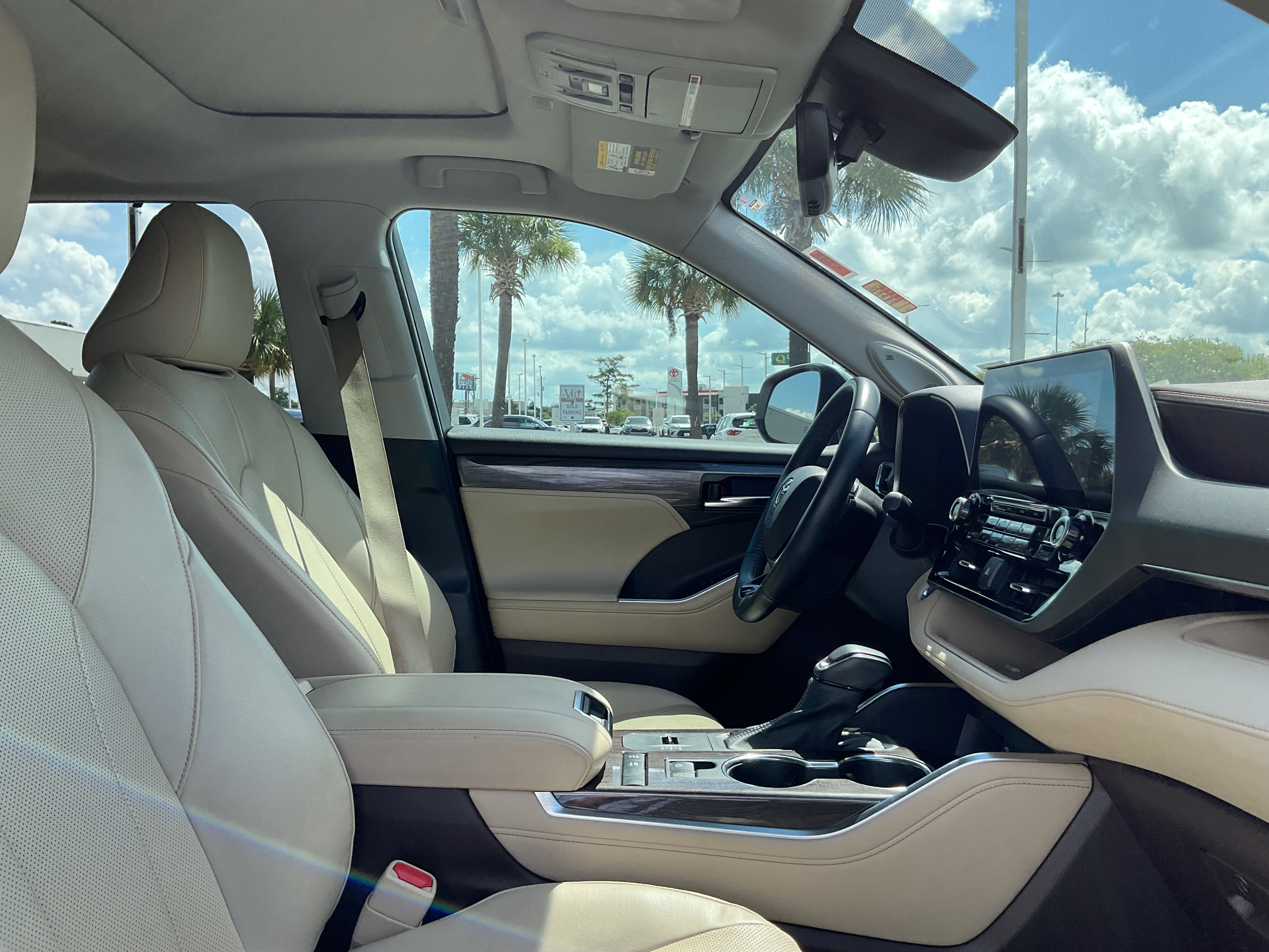 2022 Toyota Highlander Hybrid Hybrid Limited