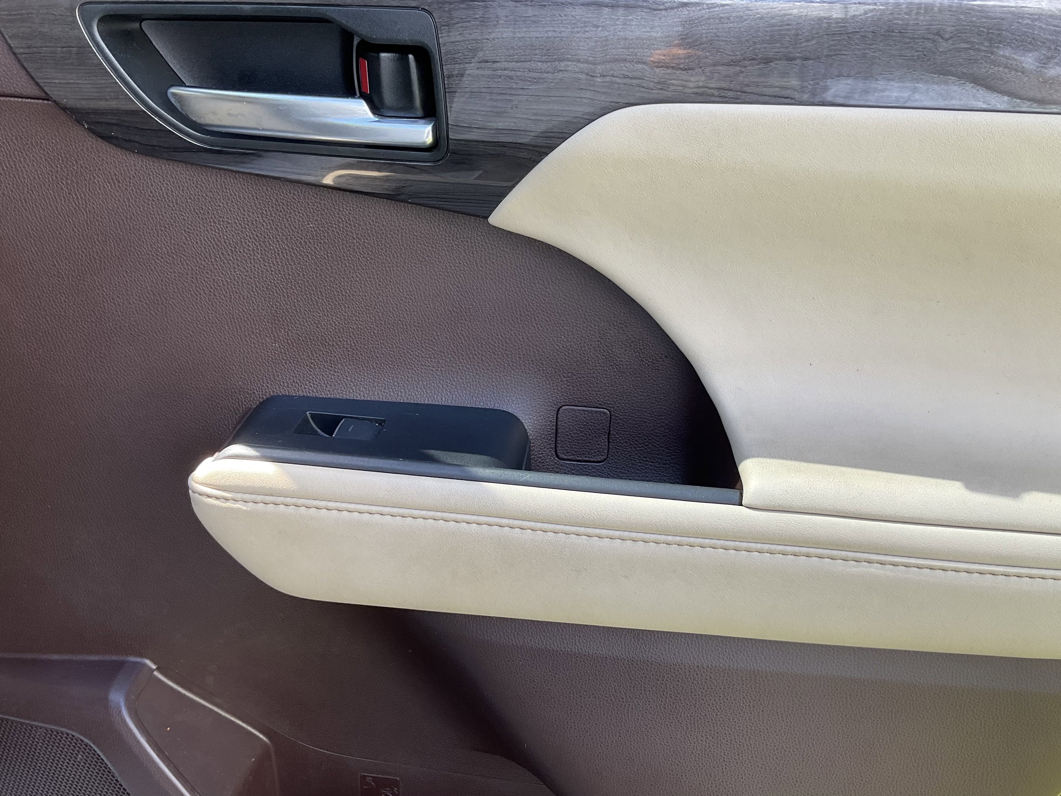 2022 Toyota Highlander Hybrid Hybrid Limited