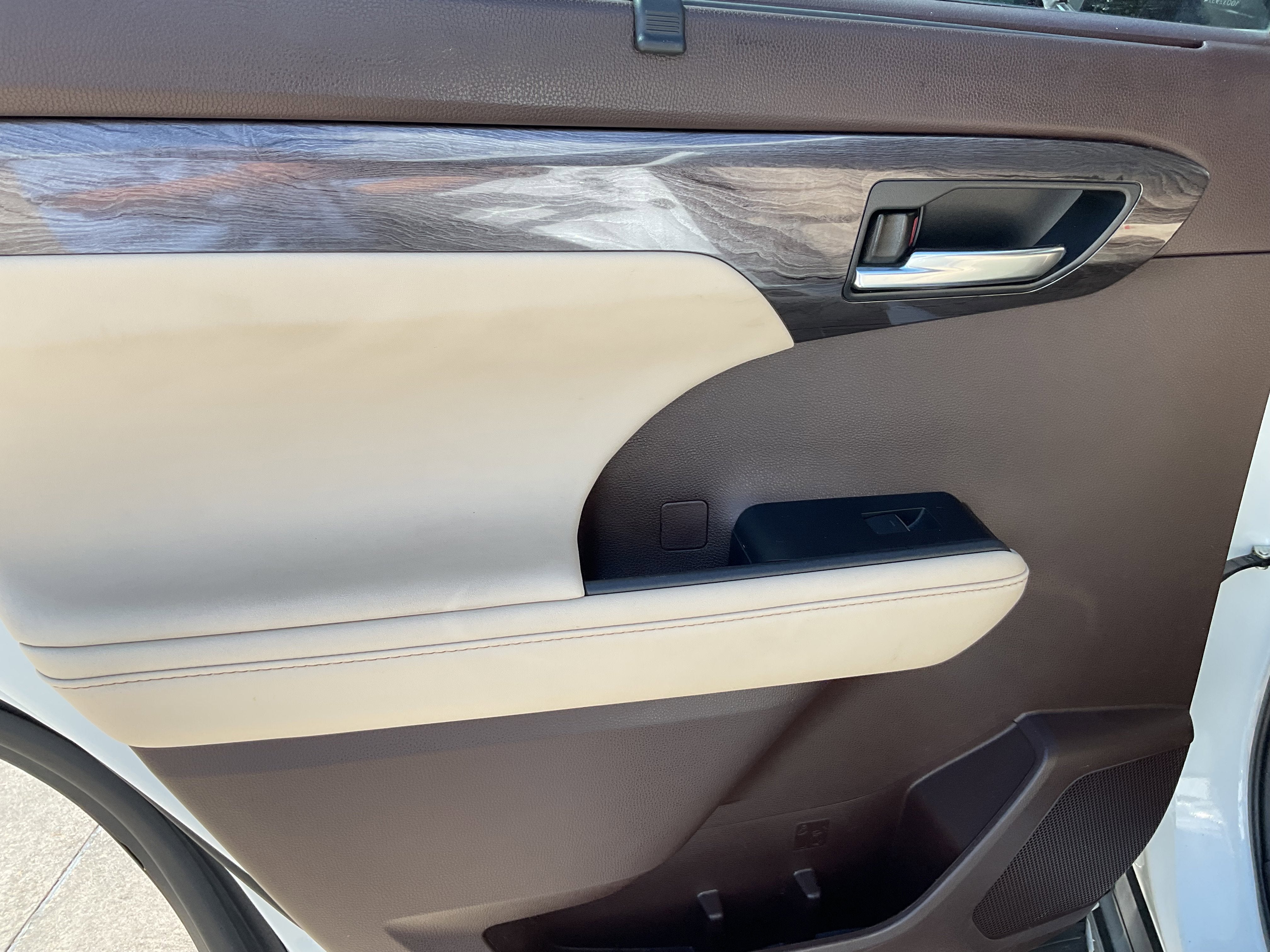 2022 Toyota Highlander Hybrid Hybrid Limited