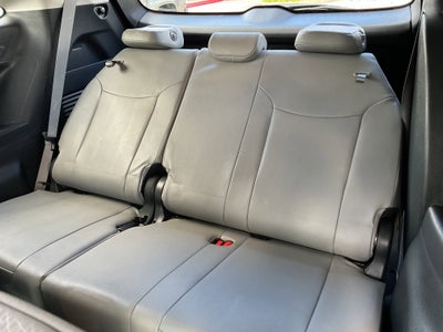 2025 Toyota SIENNA XLE XLE