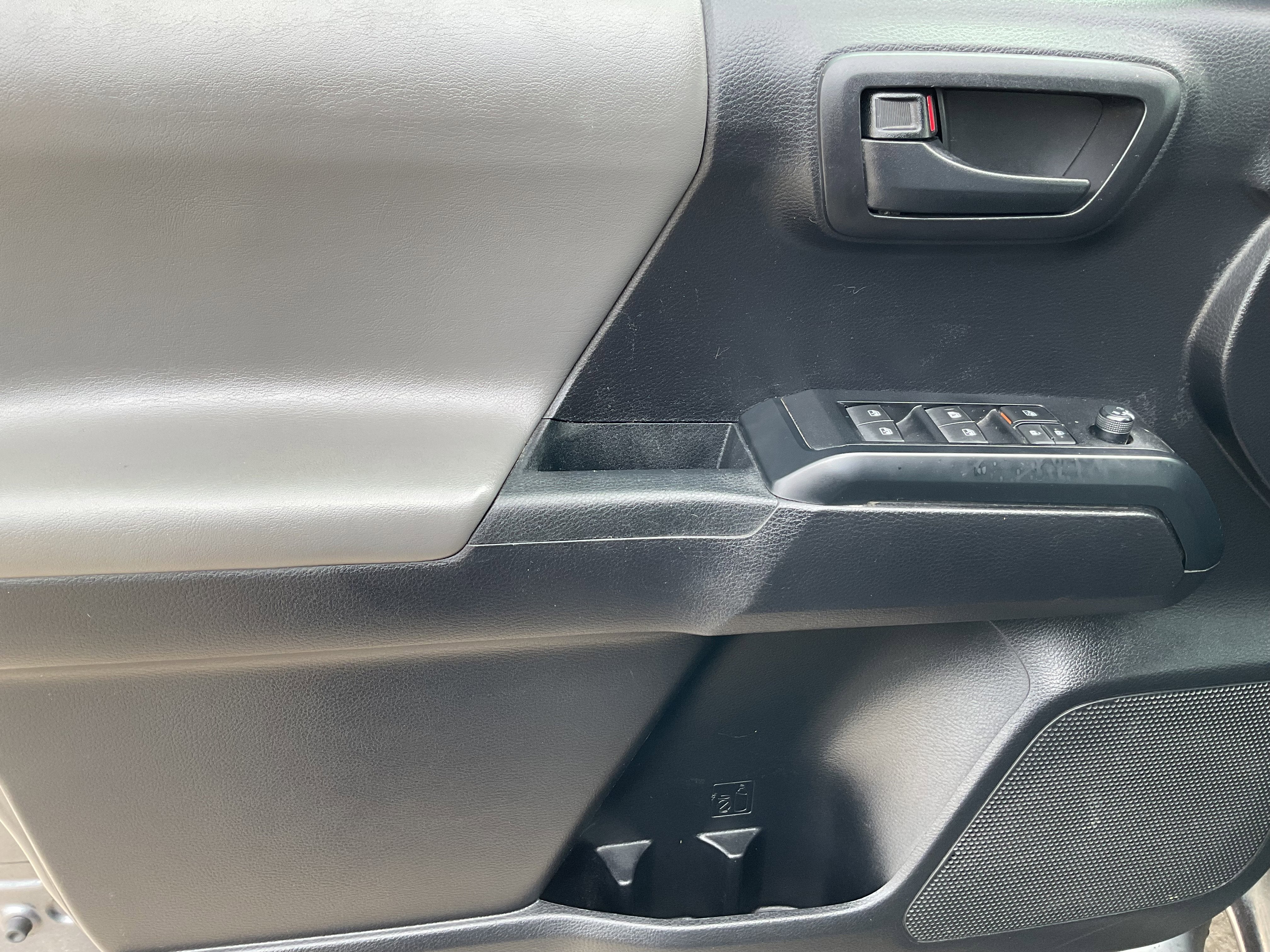 2020 Toyota TACOMA SR SR