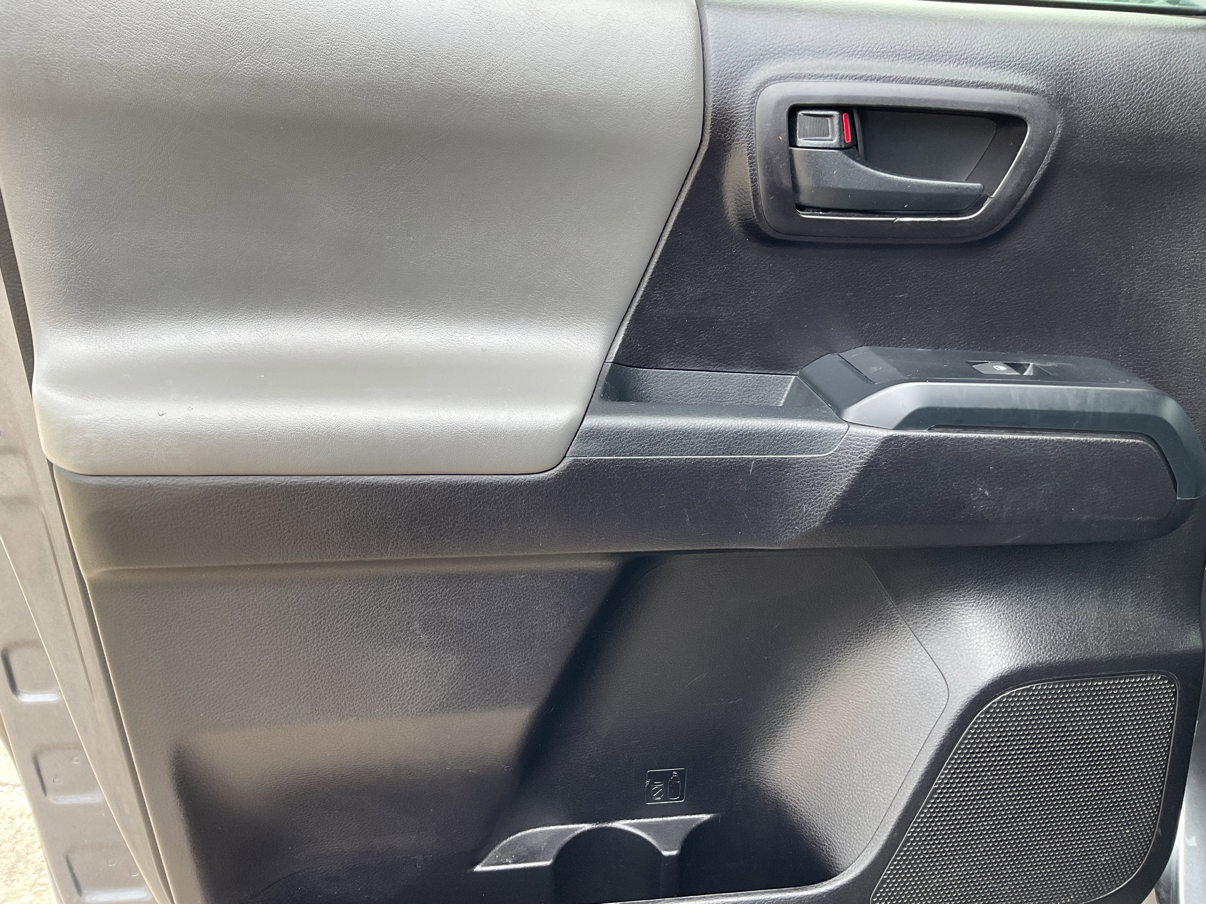 2020 Toyota TACOMA SR SR