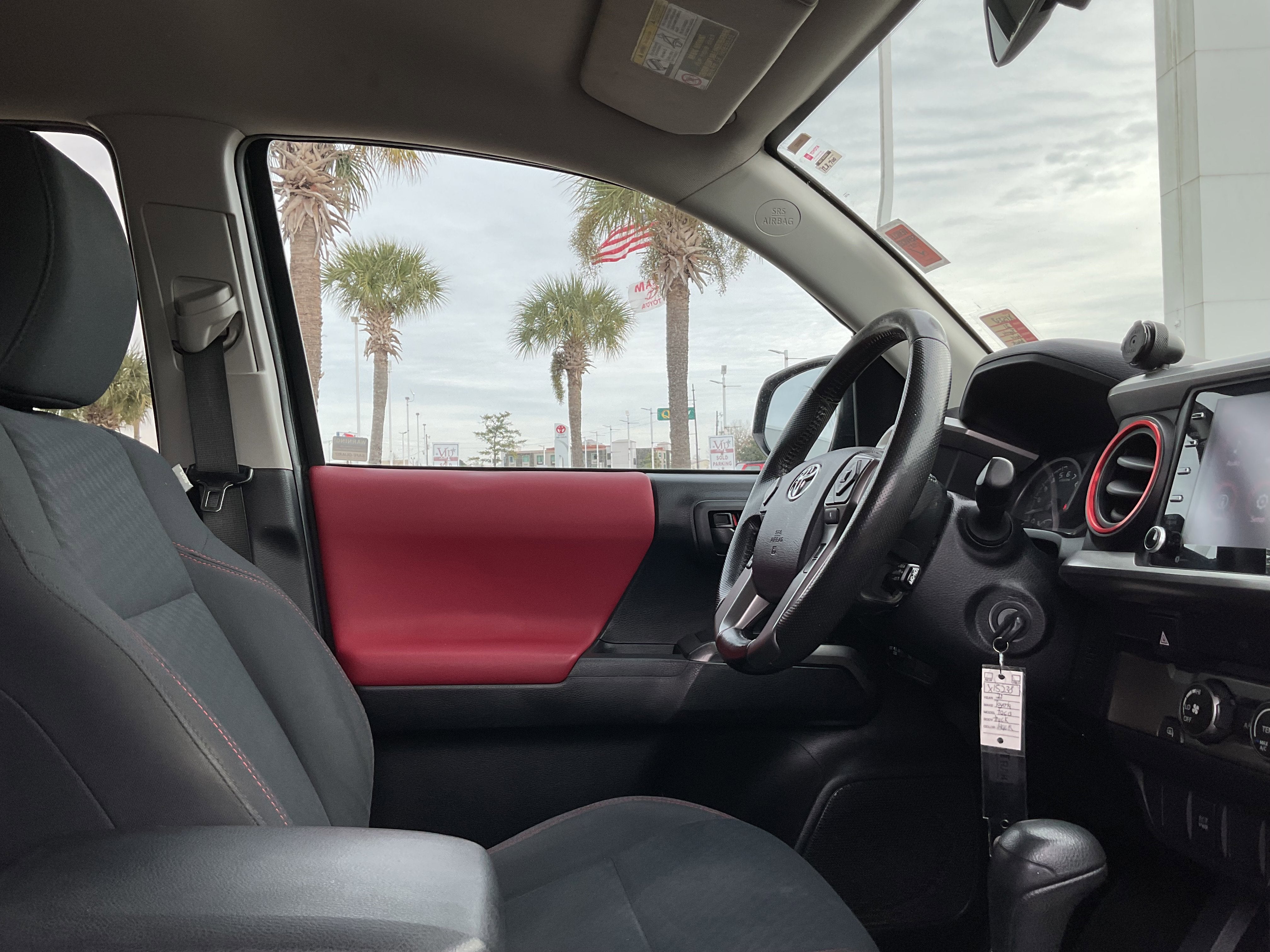 2020 Toyota TACOMA SR5 SR5