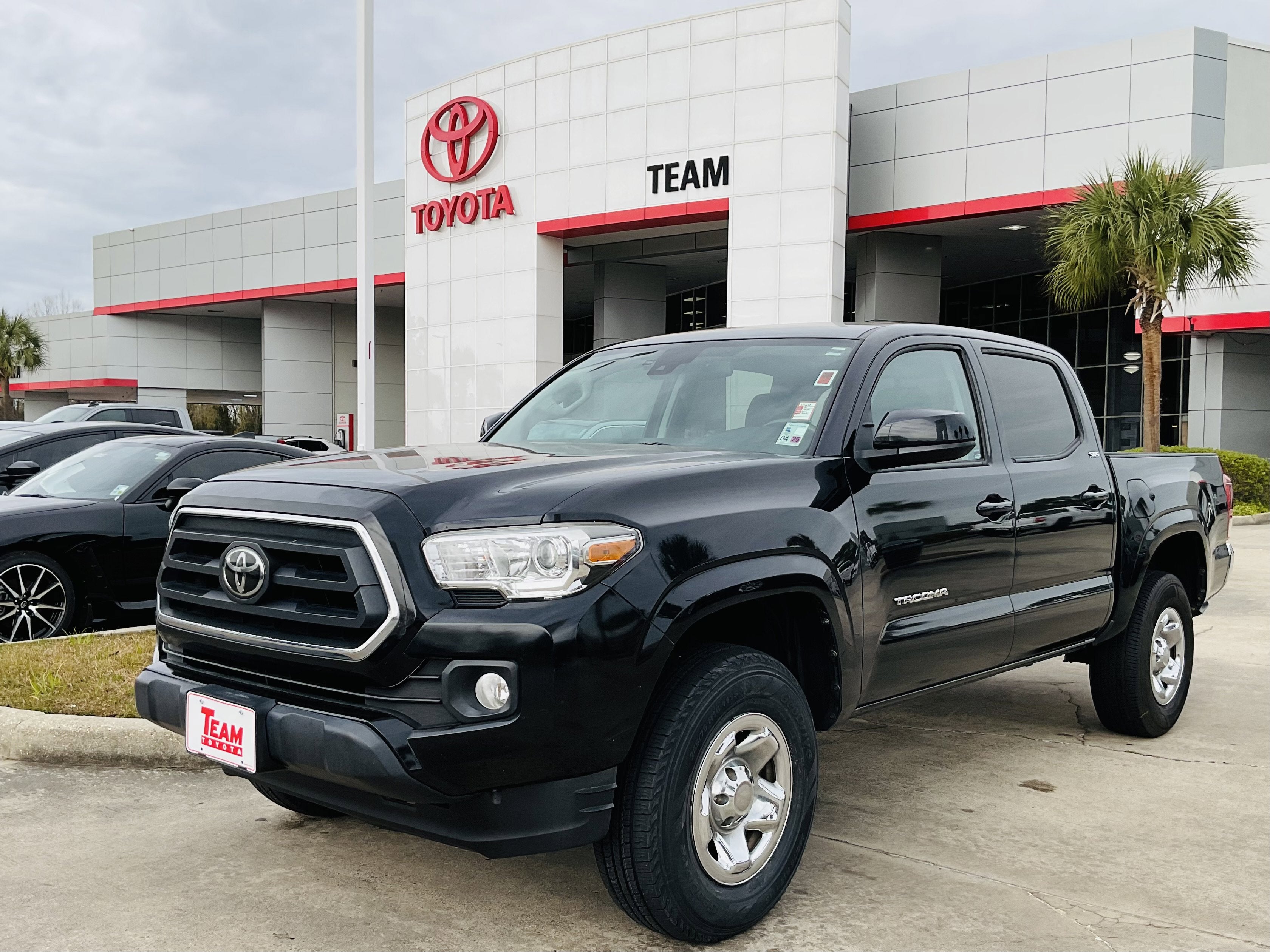2020 Toyota TACOMA SR5 SR5