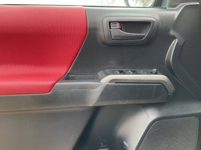 2020 Toyota TACOMA SR5 SR5