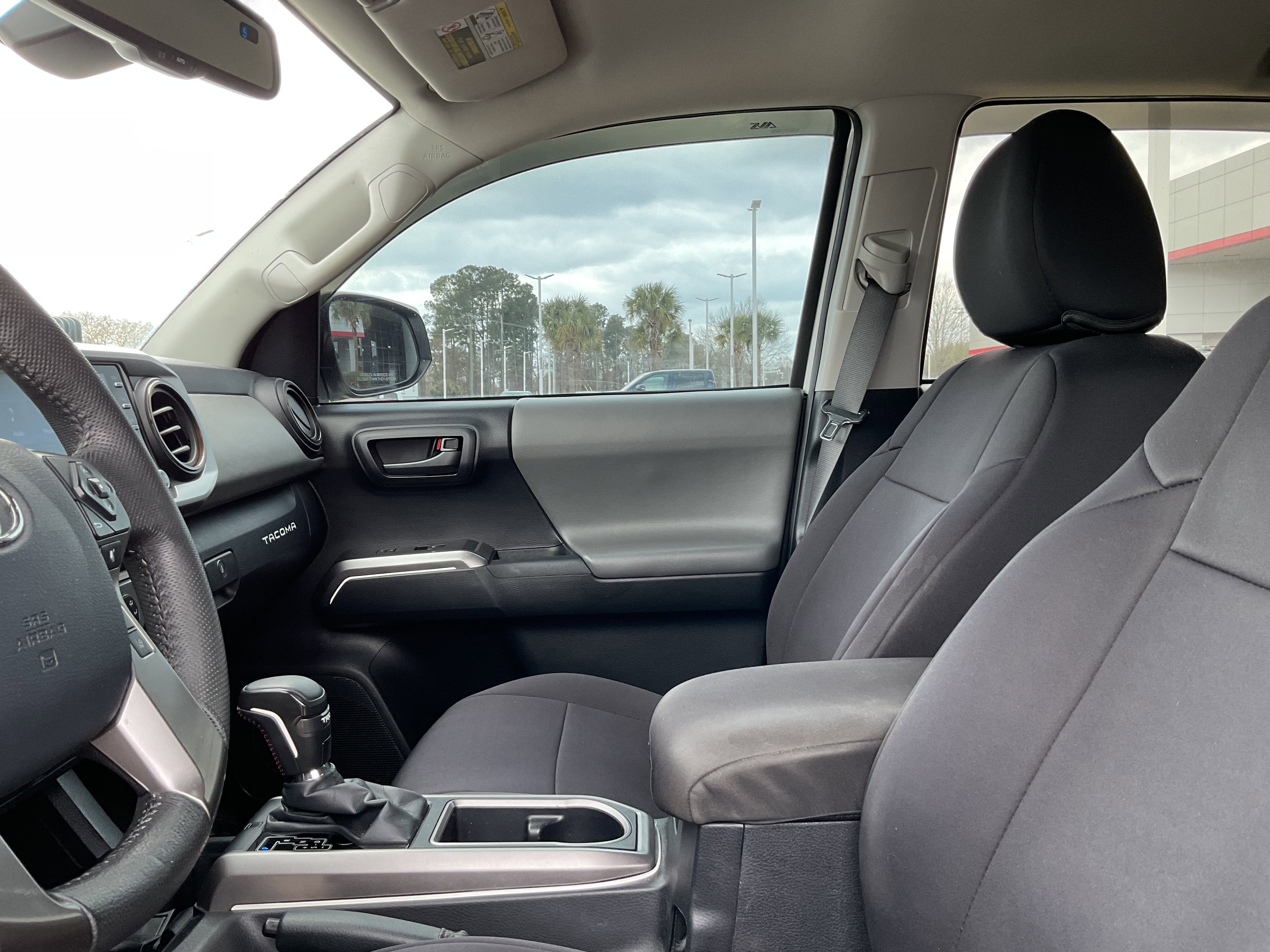 2020 Toyota TACOMA SR5 SR5