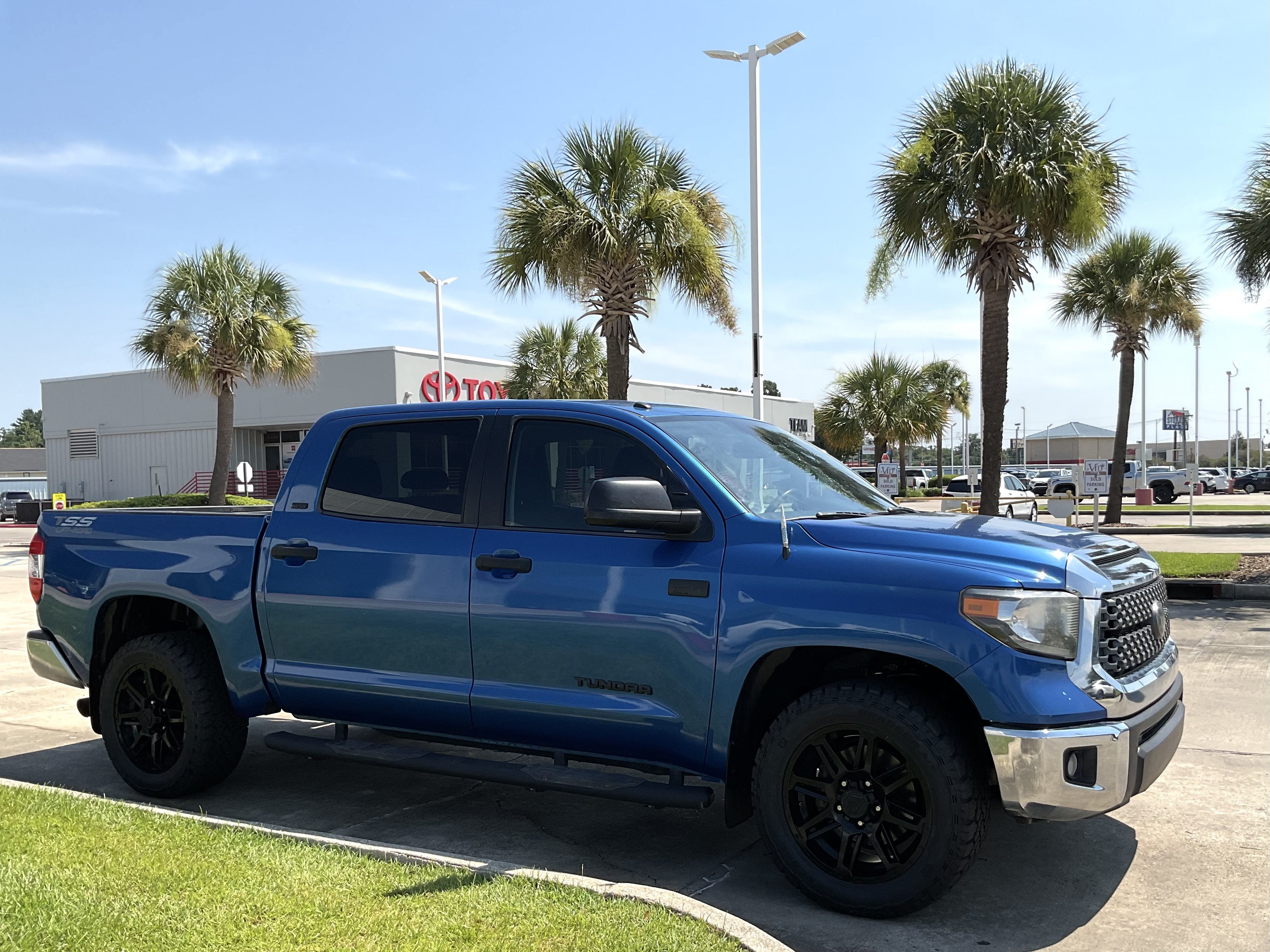 2018 Toyota Tundra SR5