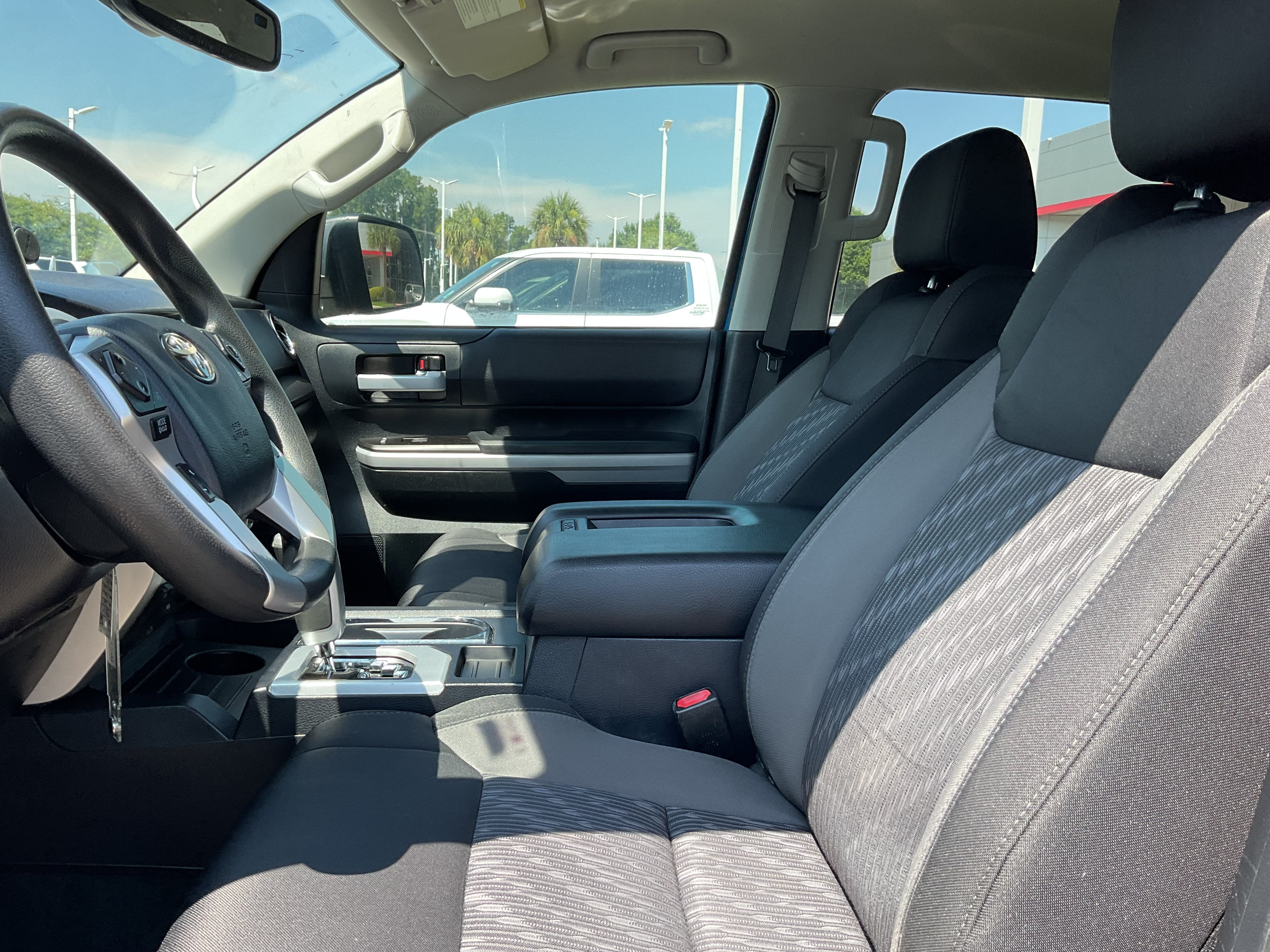 2018 Toyota Tundra SR5